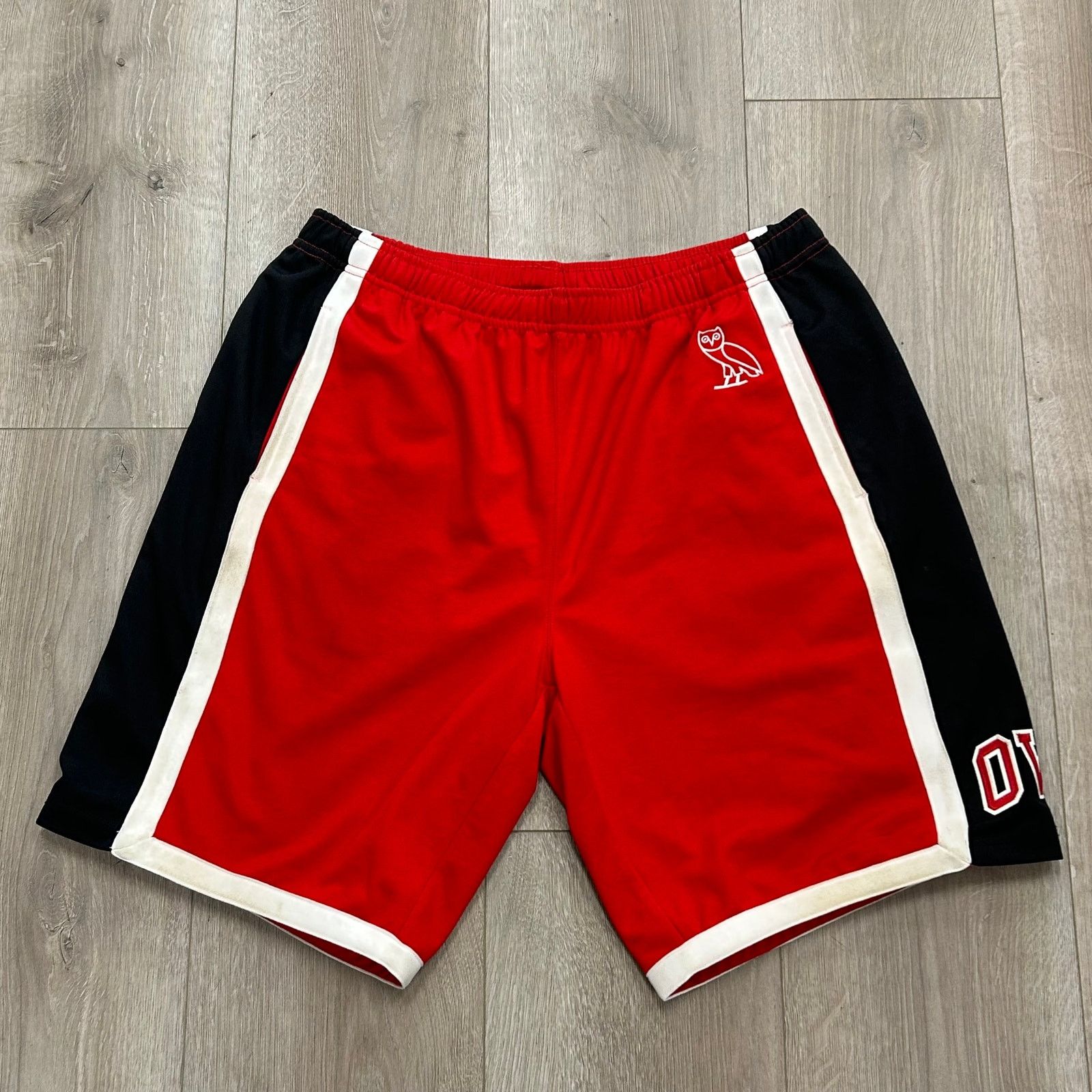 October's Very Own SS21 OVO Arch Basketball Shorts Red size Medium M B2 Size US 30 / EU 46 - 1 Thumbnail