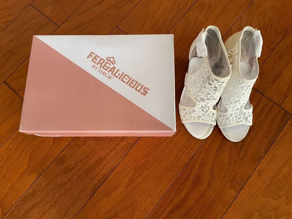 Other Fergalicious Maddox 3 Peep Toe Block Heels Maddox 3 Cream Size US 6 / IT 36 - 10 Thumbnail