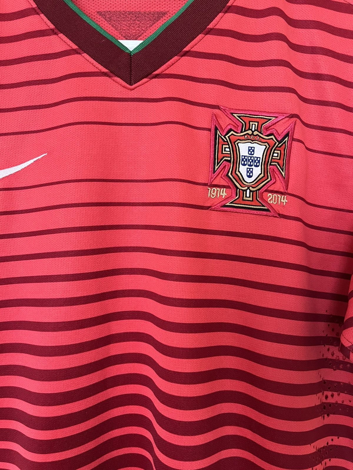 Nike Nike Portugal 2014 Home Soccer Jersey Football Shirt Size US M / EU 48-50 / 2 - 4 Thumbnail