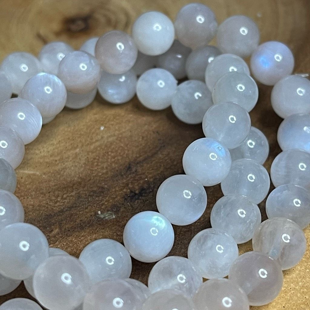 Other White Moonstone beaded bracelet 7” crystal healing beads 8mm Size ONE SIZE - 1 Thumbnail