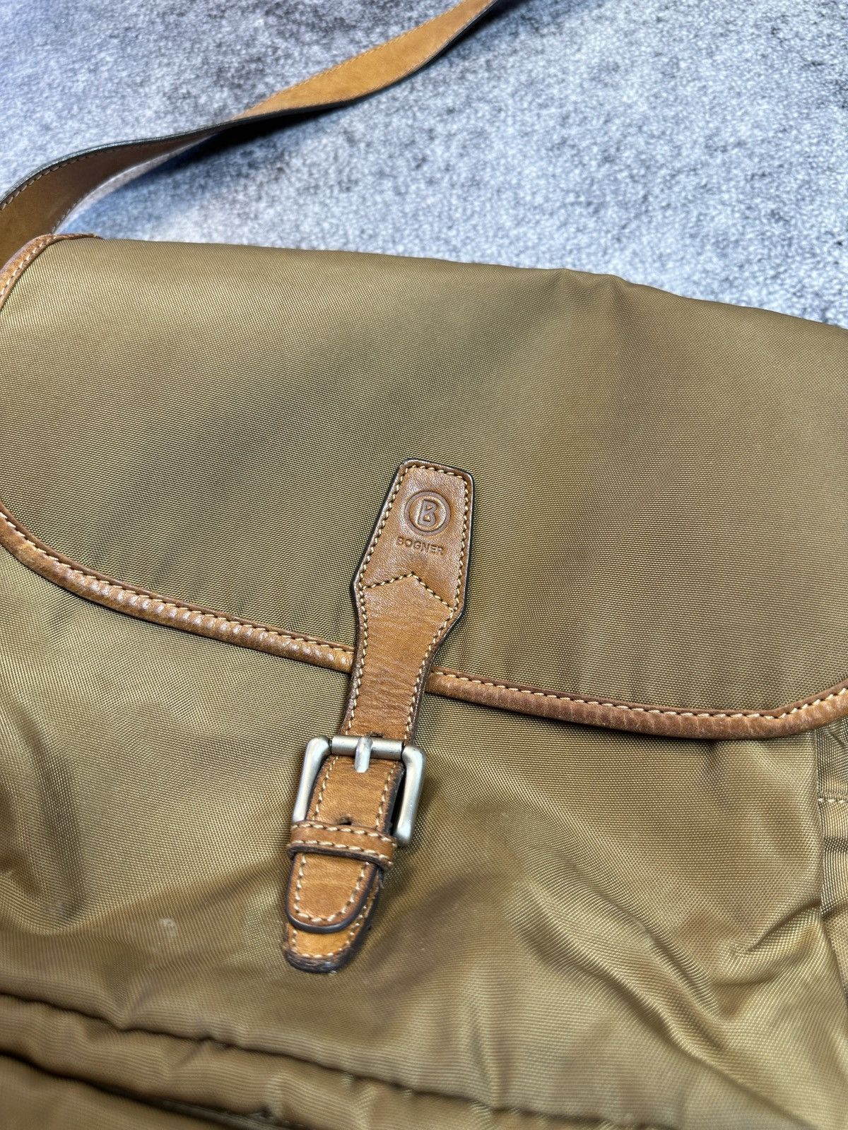 Bogner × Vintage Y2K Vintage Bogner Cross Body Bag Streetwear Rare Style USA Size ONE SIZE - 2 Thumbnail
