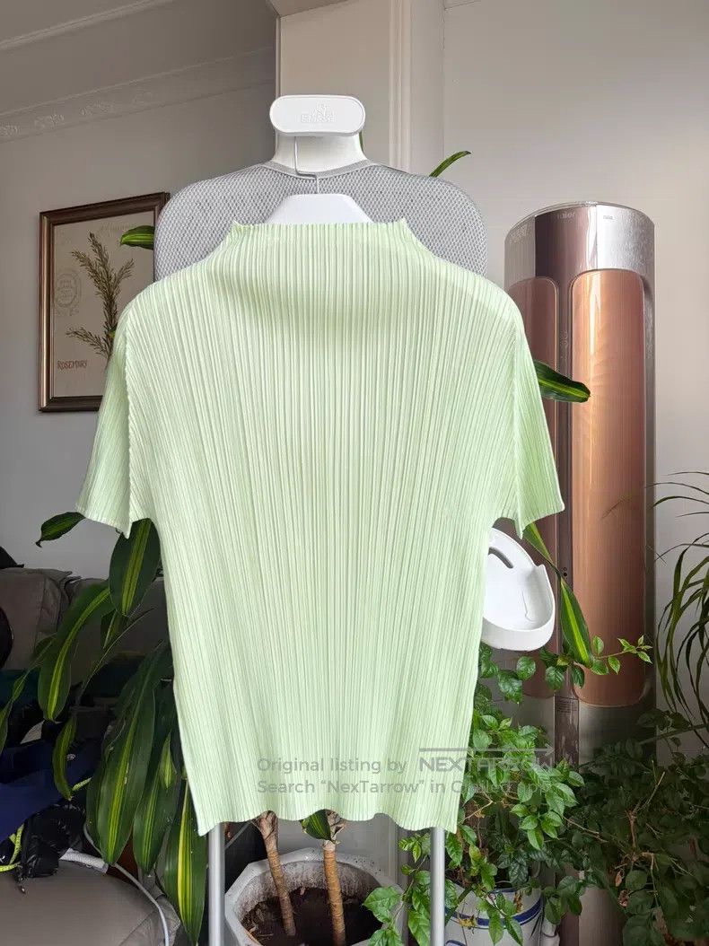 Issey Miyake Issey Miyake Light Green Pleated Short Sleeve T-Shirt Size L / US 10 / IT 46 - 5 Thumbnail