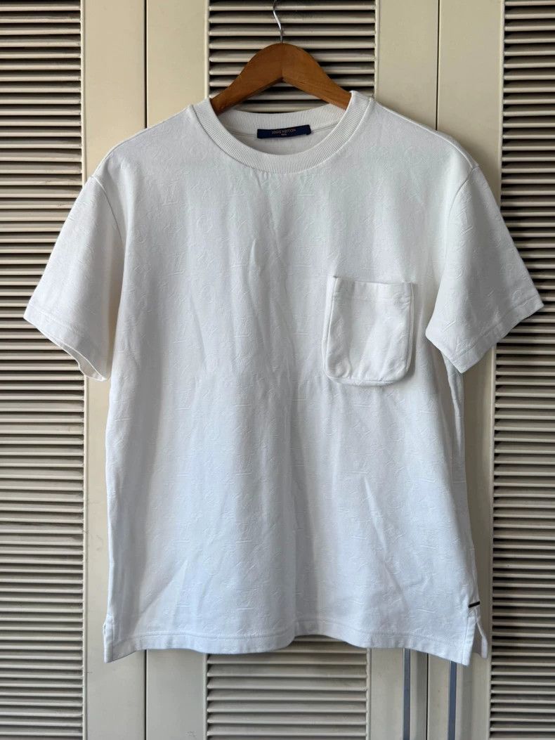 Louis Vuitton Louis Vuitton White dark grain full print short sleeve Size US S / EU 44-46 / 1 - 1 Thumbnail