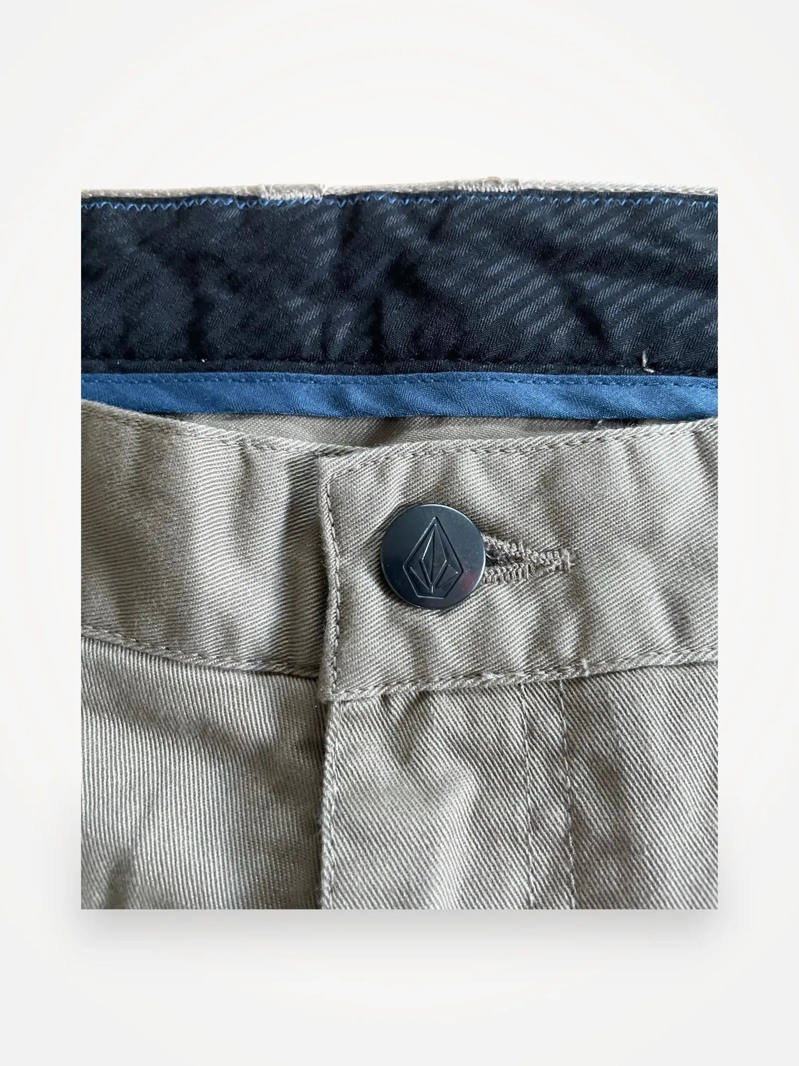 Volcom Volcom Volcom Frickin Modern Chinos Pants Size US 32 / EU 48 - 1 Thumbnail