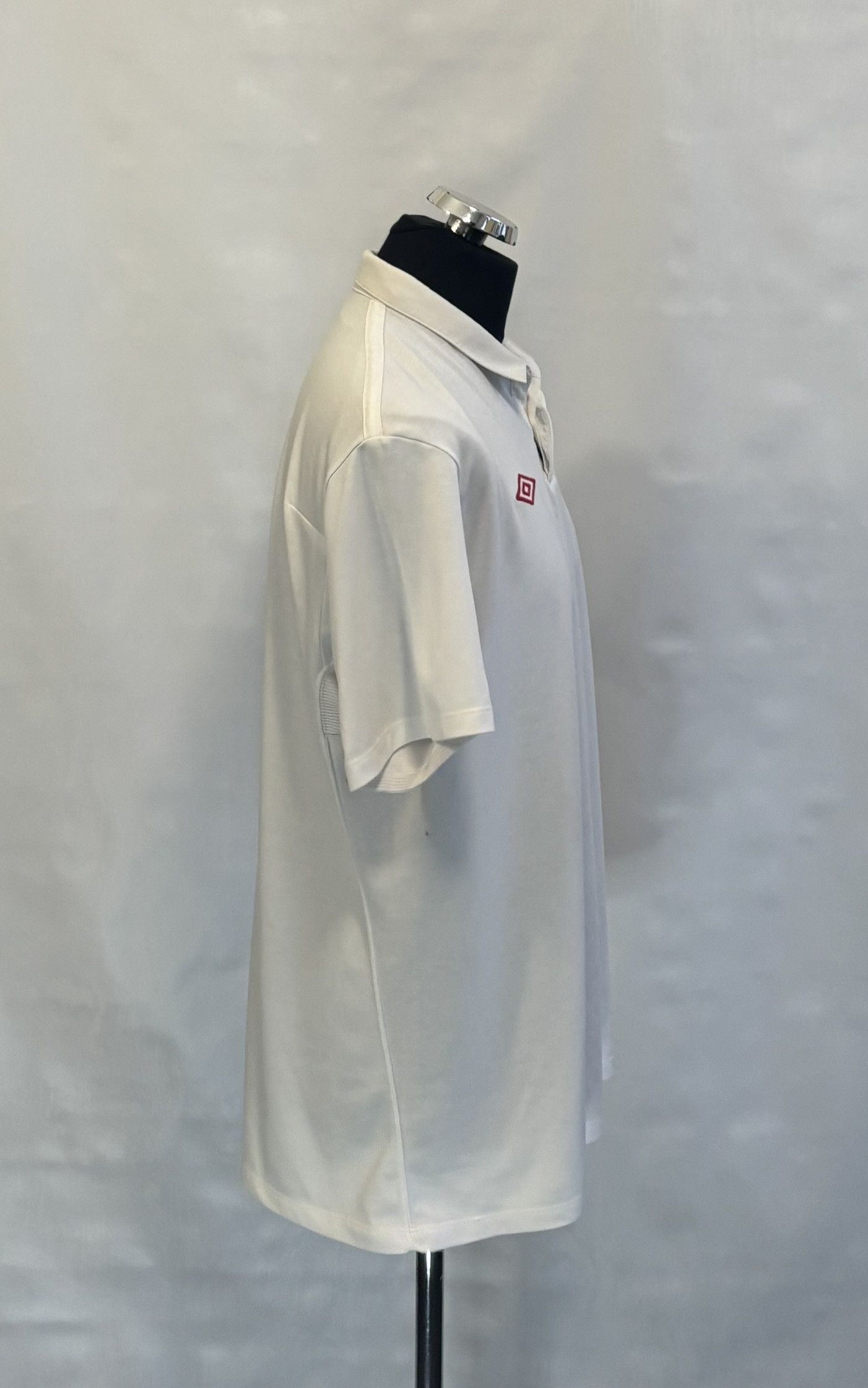 Umbro England 2010 Umbro Football Jersey Size XL Size US XL / EU 56 / 4 - 4 Thumbnail