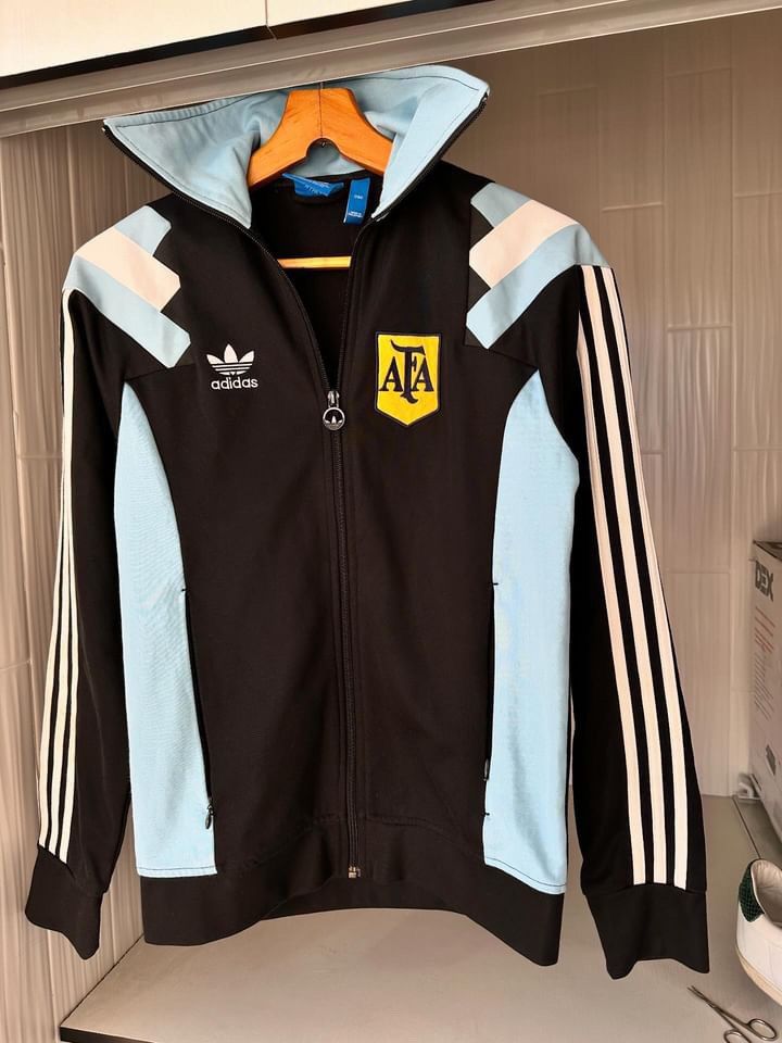 Adidas × Vintage Vintage adidas Argentina soccer track jacket logo size S Size US S / EU 44-46 / 1 - 6 Thumbnail