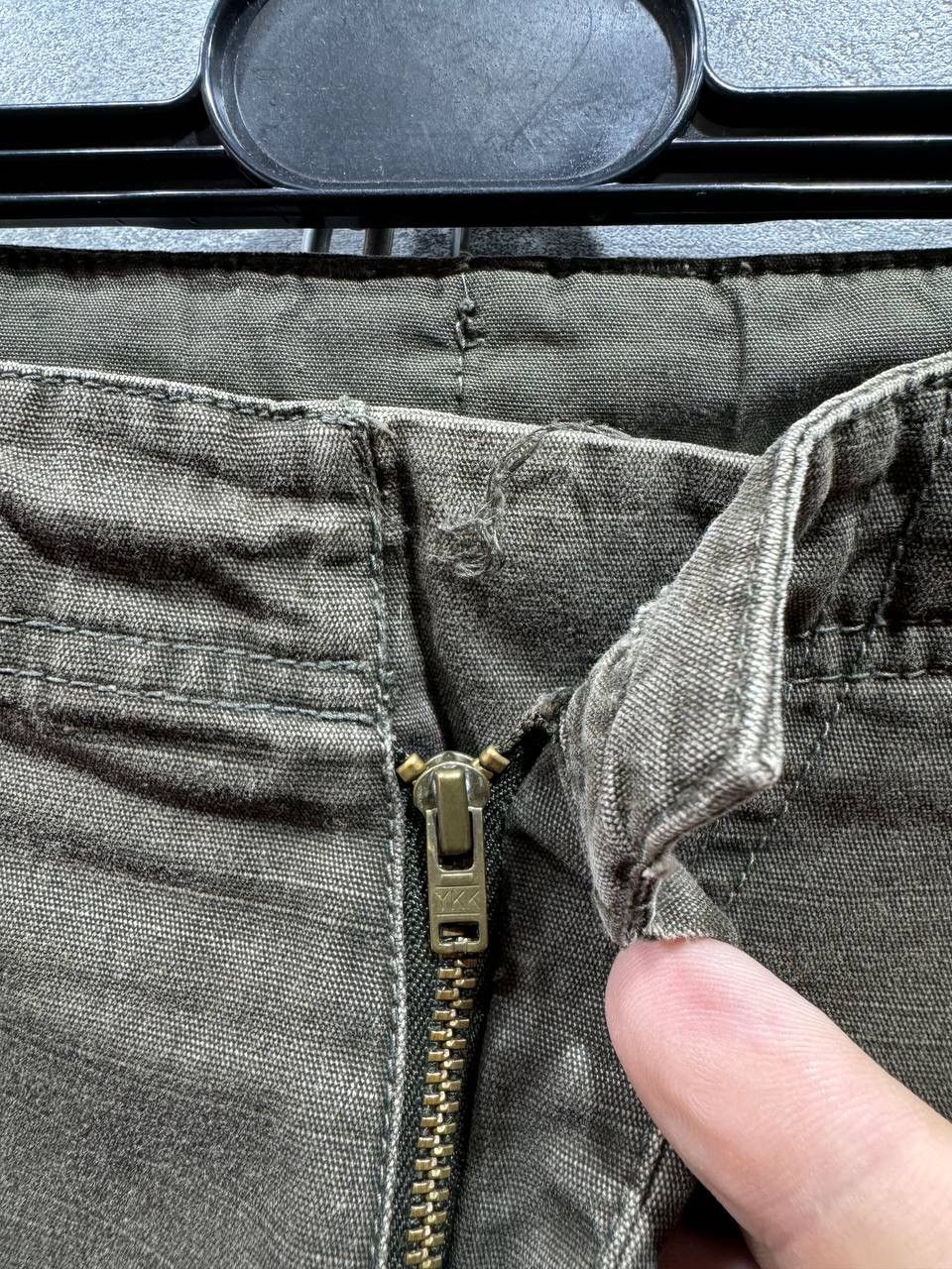 Other Vintage Nike Cargo Shorts Khaki Distressed Travis Style Y2K Size US 34 / EU 50 - 7 Thumbnail