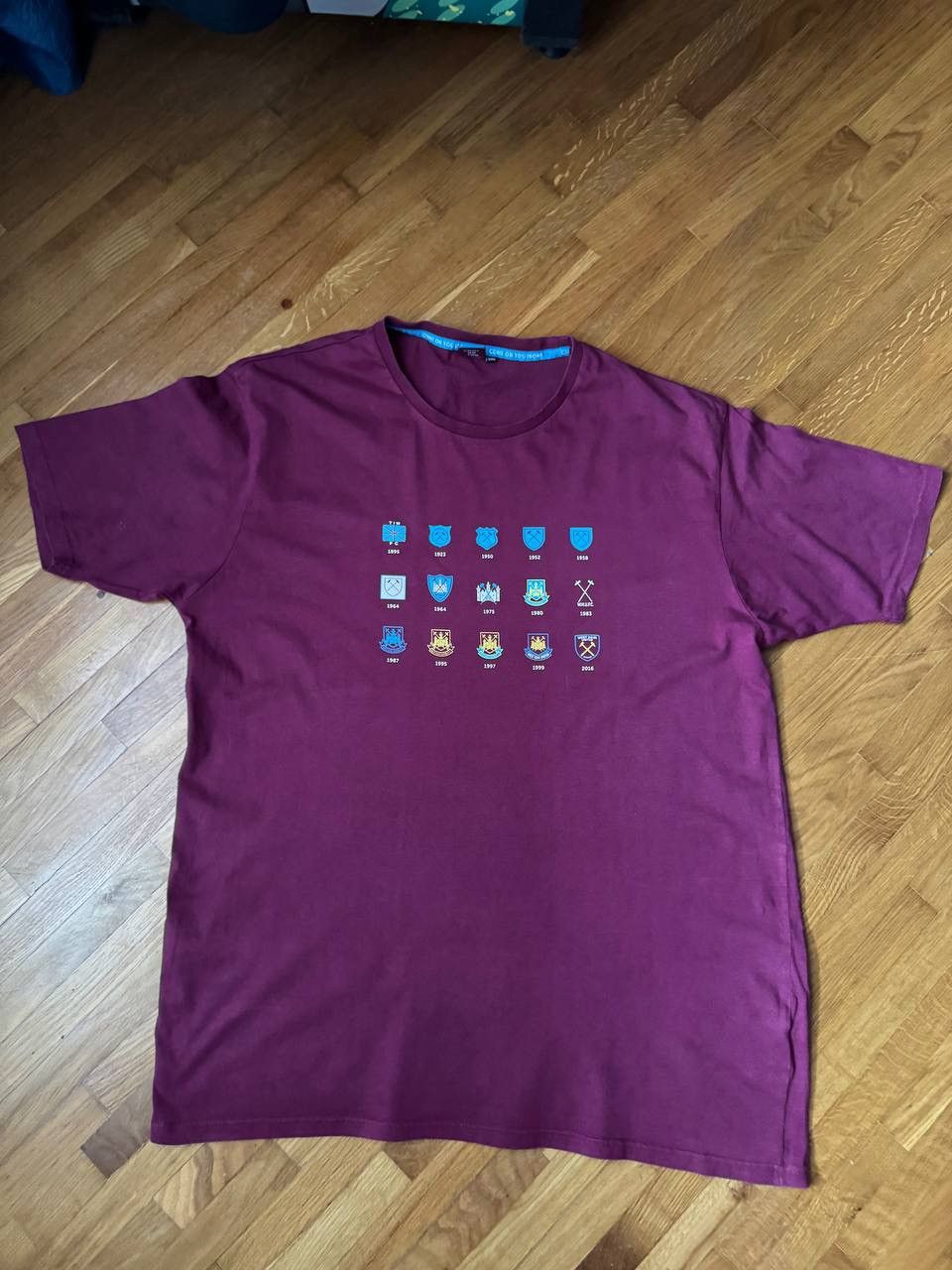 Other West Ham United soccer jersey tee Size US XXL / EU 58 / 5 - 1 Thumbnail