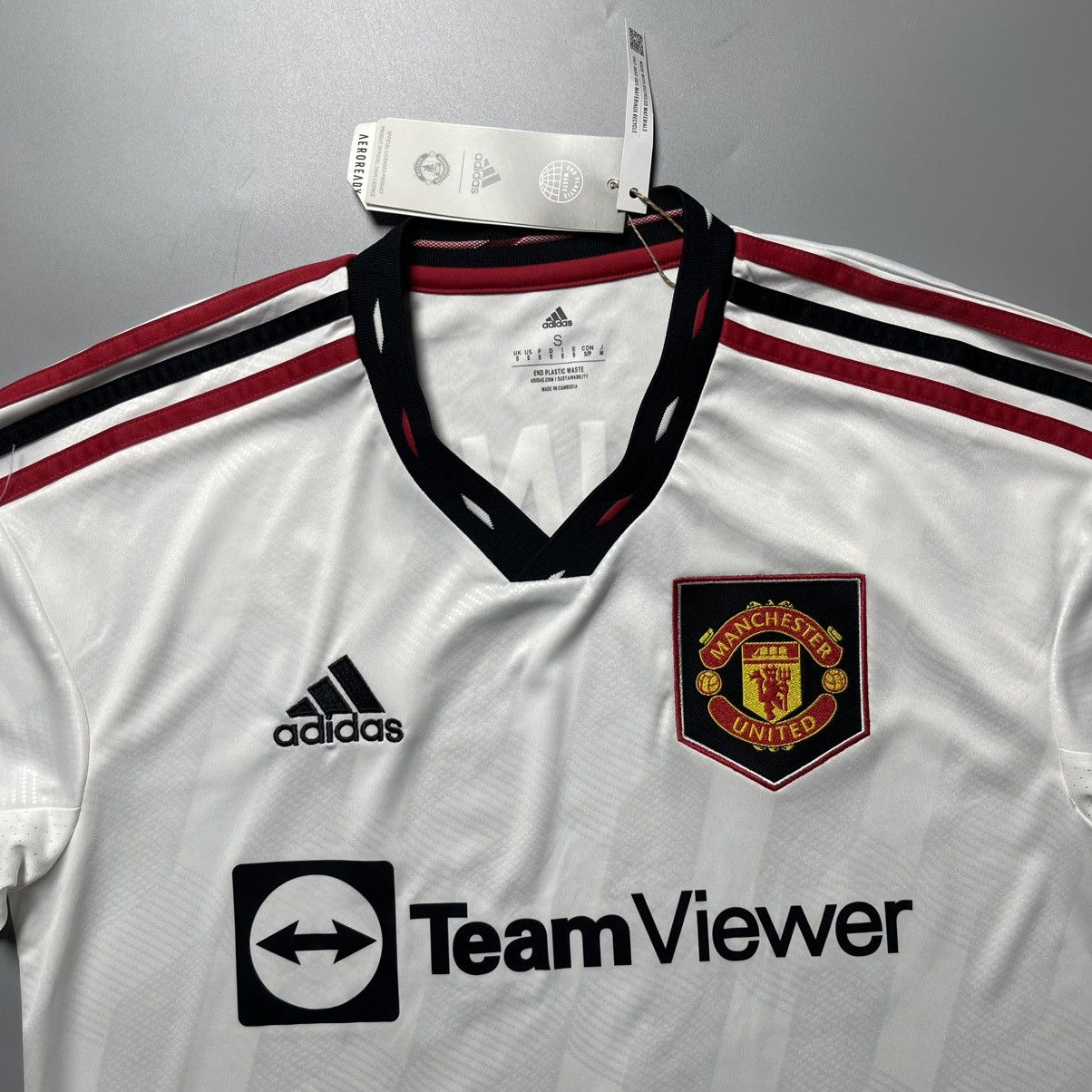 Adidas MAN UNITED ADIDAS 2022/2023 SOCCER AWAY JERSEY #93 MAINOO Size US S / EU 44-46 / 1 - 4 Thumbnail