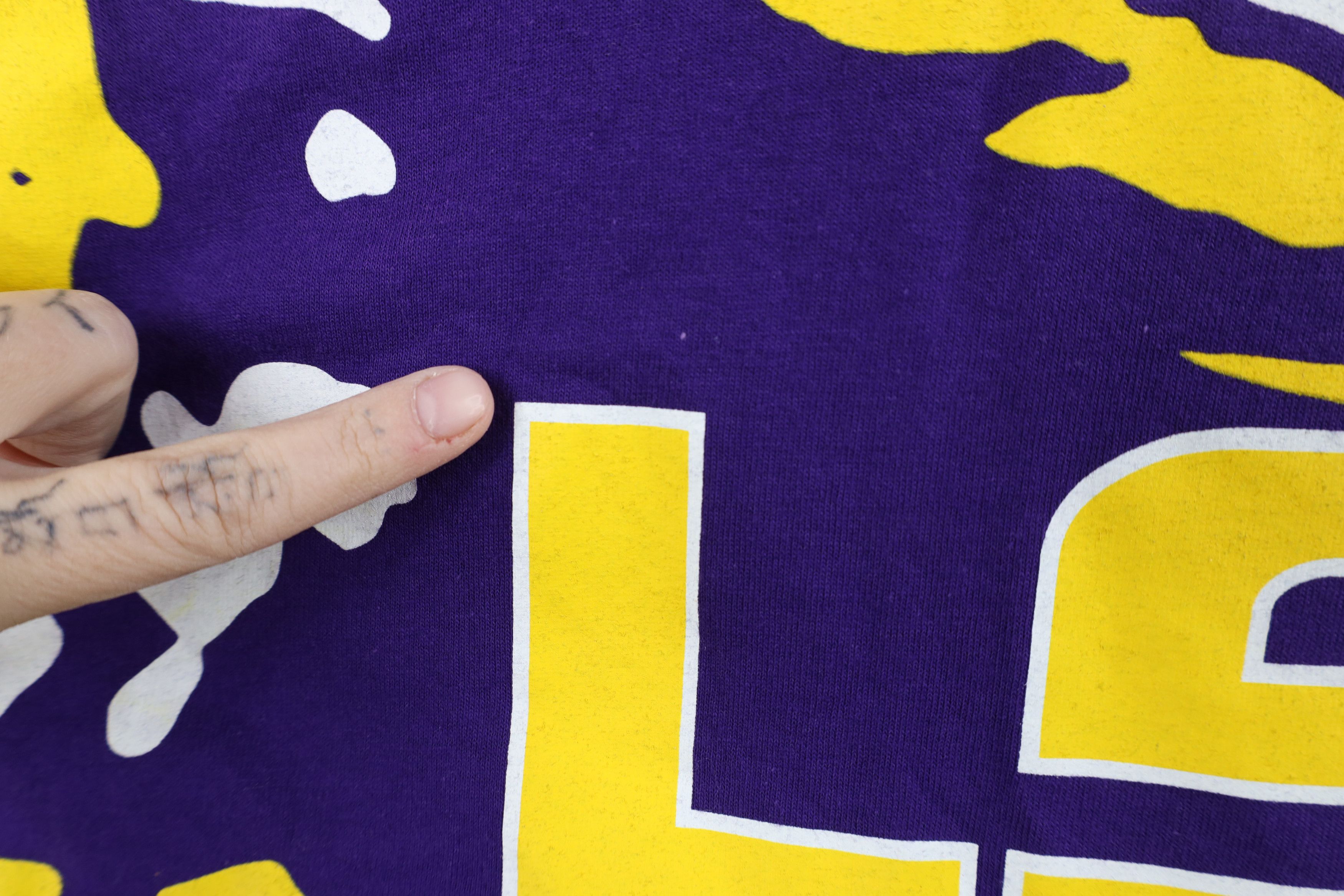 Vintage Vintage 90s Y2K Louisiana State University T-Shirt Purple Size US L / EU 52-54 / 3 - 5 Thumbnail