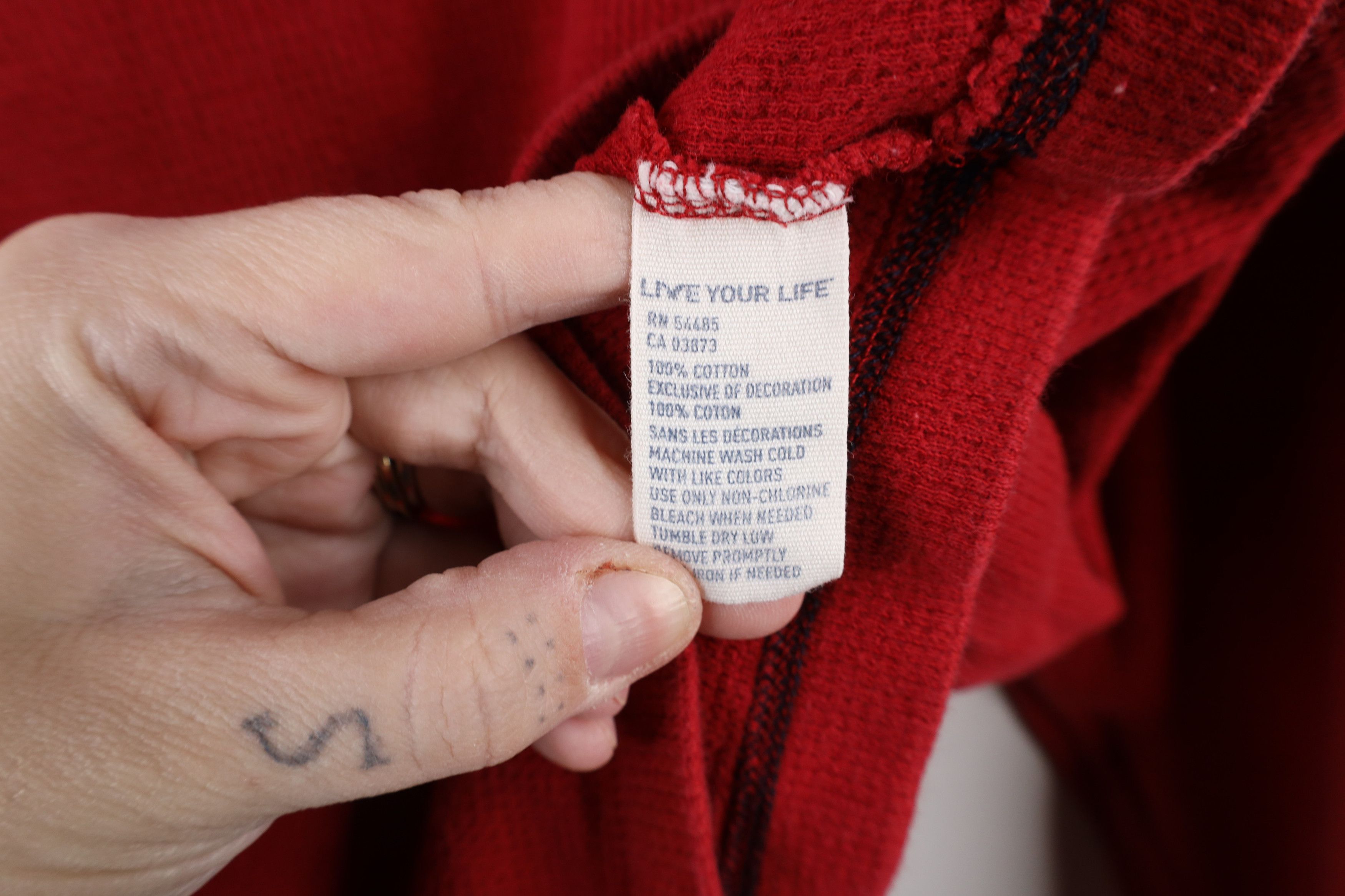 American Eagle Outfitters × Vintage Vintage Y2K American Eagle Outfitters Knit T-Shirt Red Size US L / EU 52-54 / 3 - 8 Thumbnail