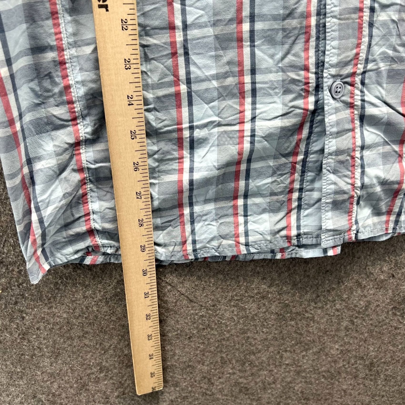Vintage VINTAGE Columbia Shirt Mens Large Blue Button Down Hike Omni Shield Vented Plaid Fishing Size US L / EU 52-54 / 3 - 5 Thumbnail