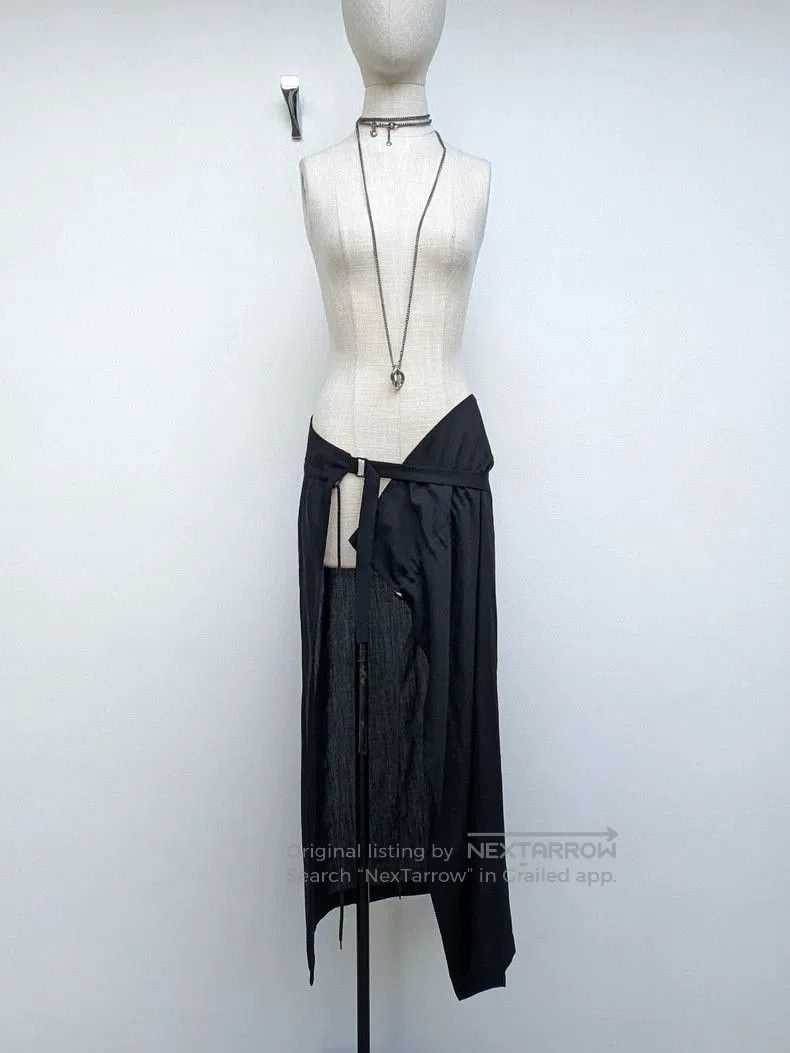 Ann Demeulemeester ann demeulemeester women's wool skirt . Size 28" / US 6 / IT 42 - 1 Thumbnail