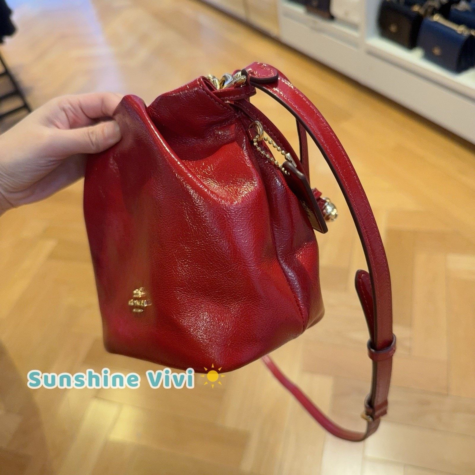Coach NWT Coach Faye Mini Drawstring Bag Ruching CDB68 Gold/Dark Size ONE SIZE - 11 Thumbnail