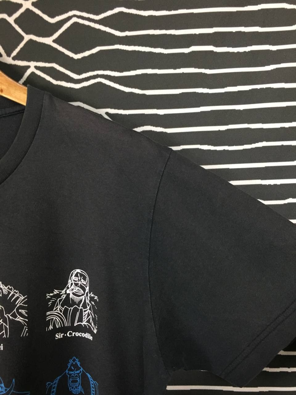 Uniqlo Uniqlo One Piece Archive Character Mugshot Anime Manga Tee Size US XL / EU 56 / 4 - 9 Thumbnail