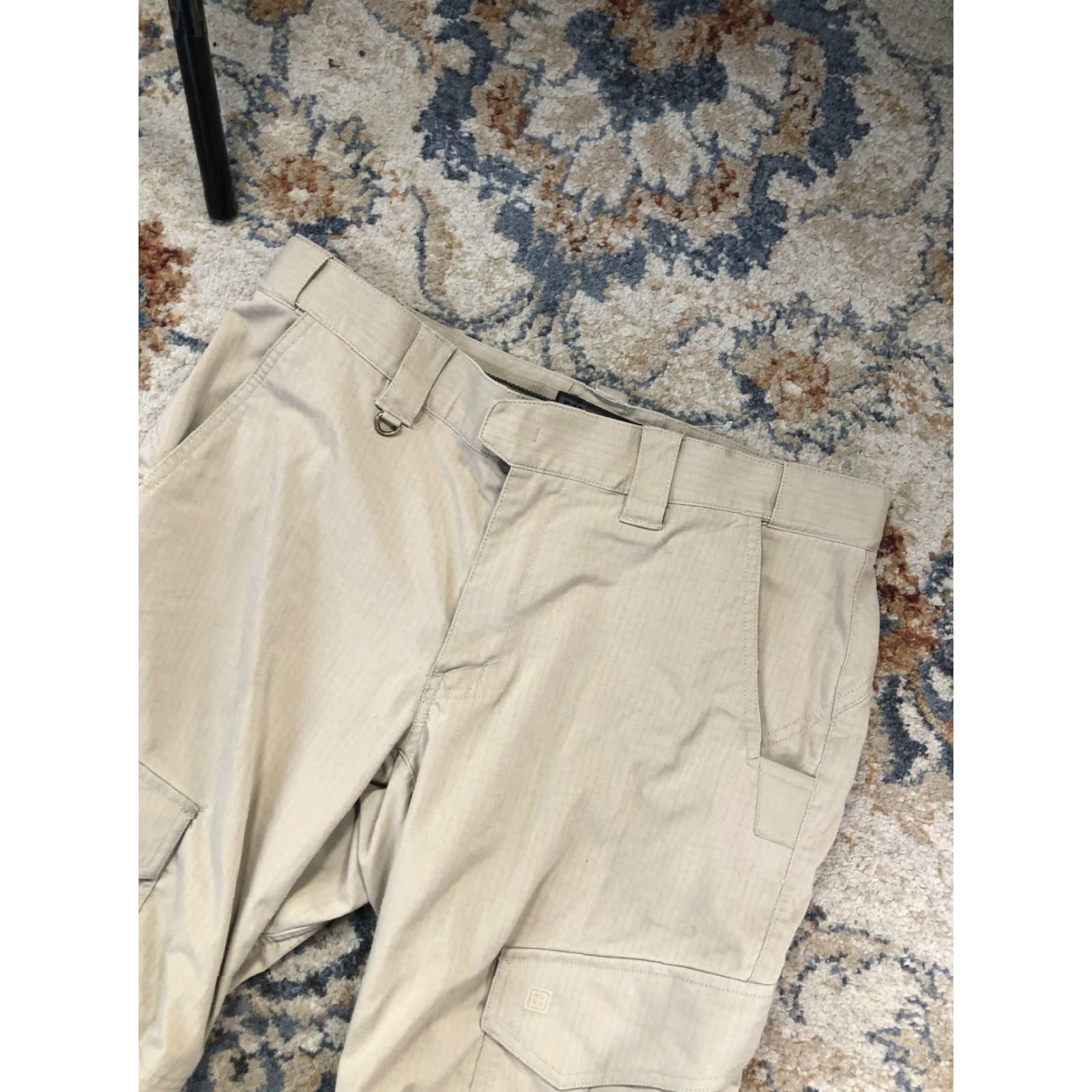 Vintage 5.11 Tactical Pants Mens 34x34 Beige Cargo Pocket Pants Workwear Outdoor Pockets Slashed Cargo Size US 34 / EU 50 - 5 Thumbnail