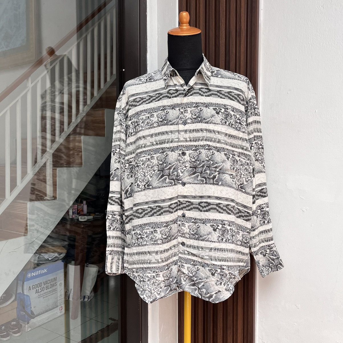 Gianni Valentino × Valentino 90s Italian Designers Gianni Valentino Button Ups Shirt Size US L / EU 52-54 / 3 - 1 Thumbnail