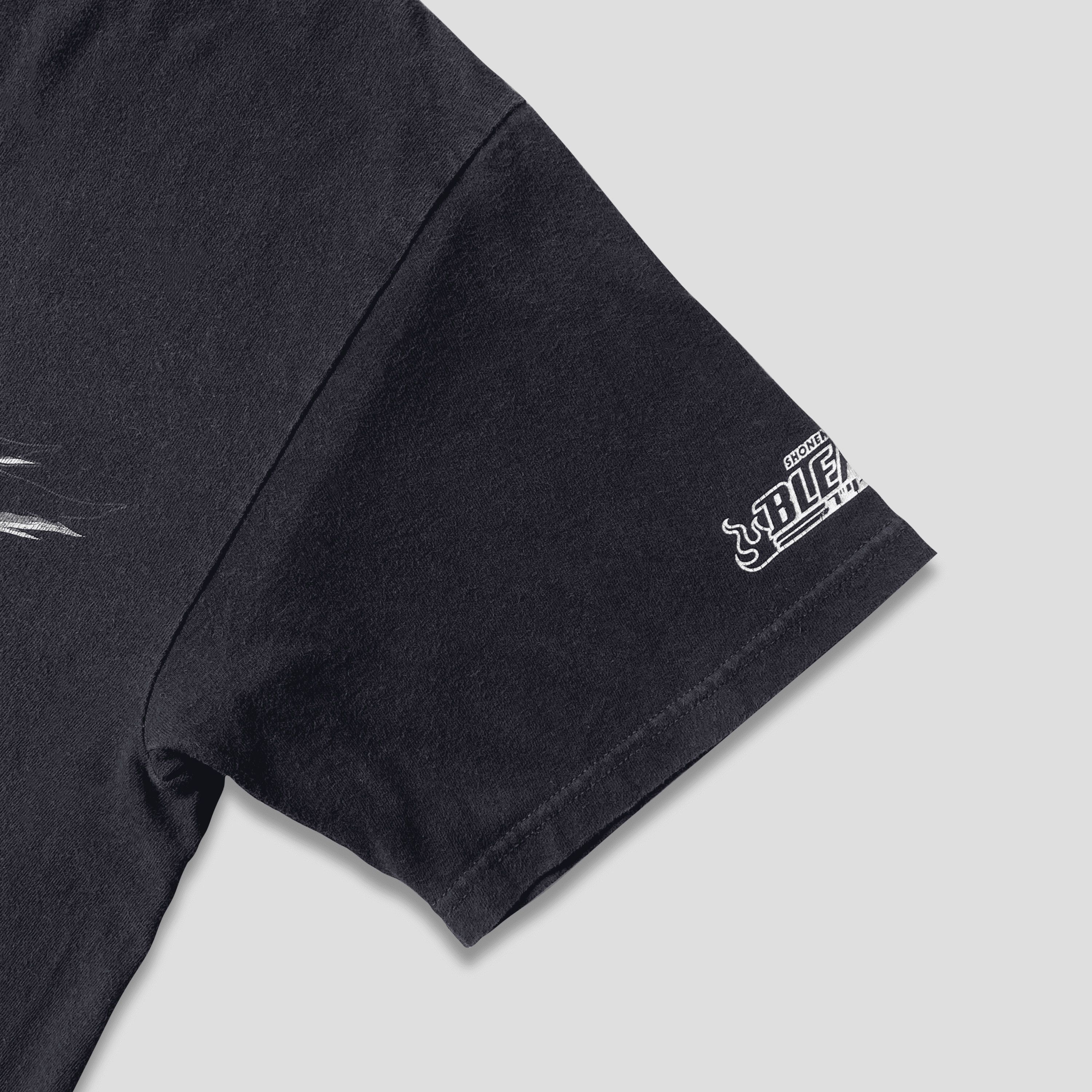 Bleach × Vintage Vintage Early 00s Bleach T-Shirt Size US L / EU 52-54 / 3 - 4 Thumbnail