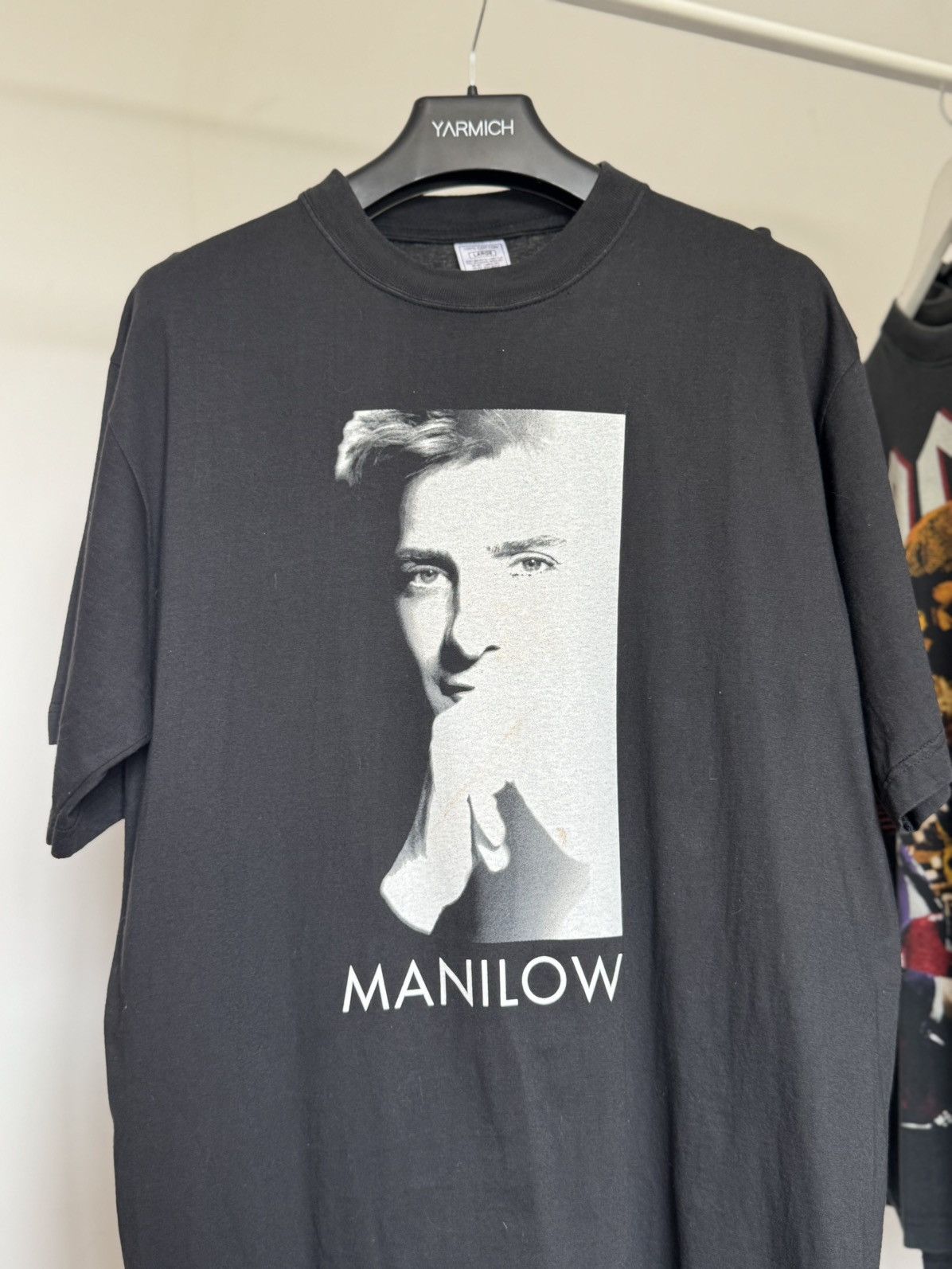 Band Tees Vintage 90s Barry Manilow Tour Of The World Band Tee Size US L / EU 52-54 / 3 - 2 Thumbnail