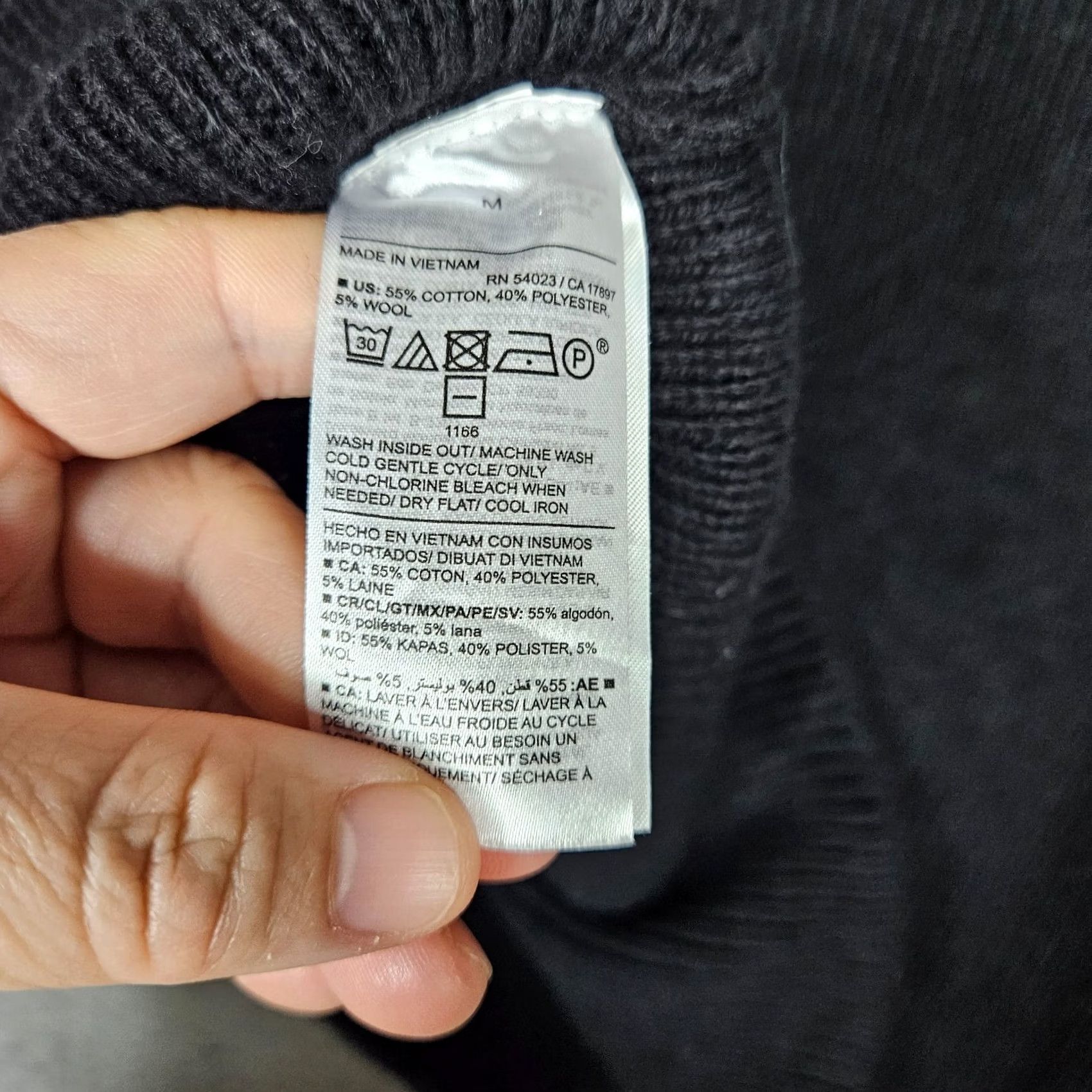 Old Navy OLD NAVY Women’s Black GO-RECYCLED Ribbed Tank Top Size M NEW Shirt Women M Black Cotton Blend Polyester Tank Top Regular Fit Sleeveless Casual Size M / US 6-8 / IT 42-44 - 6 Thumbnail