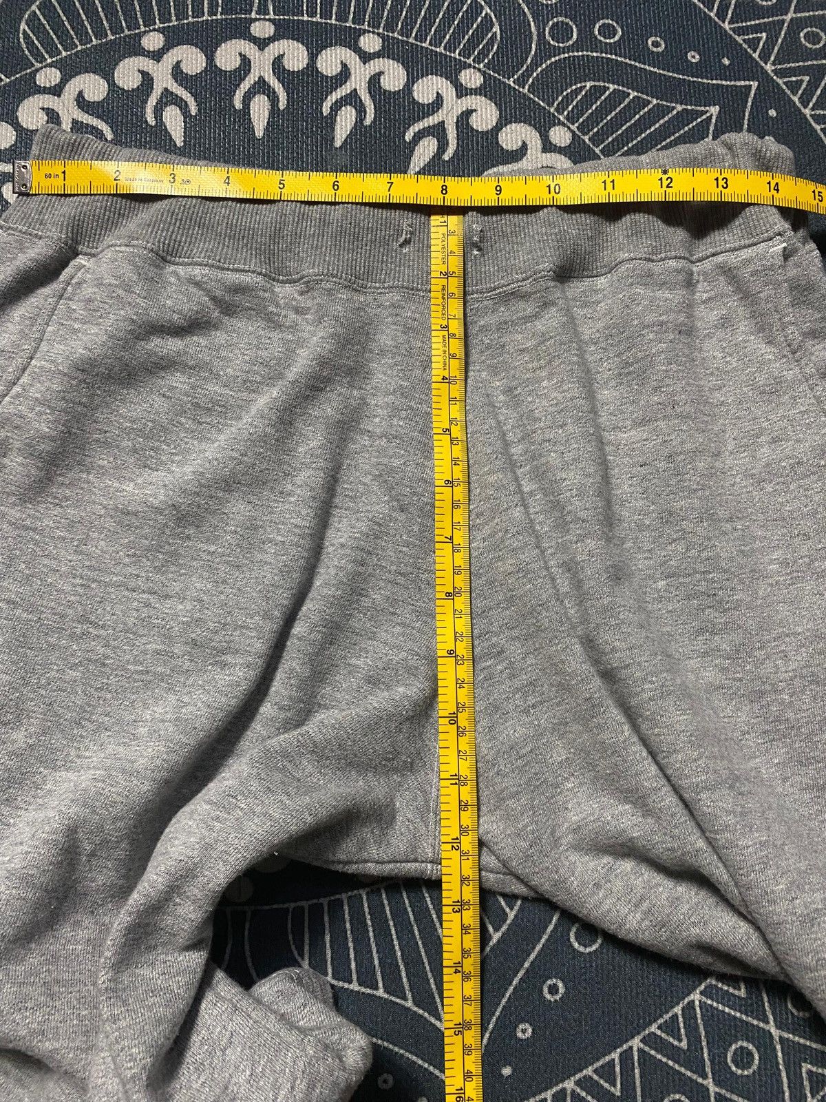Champion Rare 60s Champion Short Run Tags Reverse Weave Size US 29 - 4 Thumbnail
