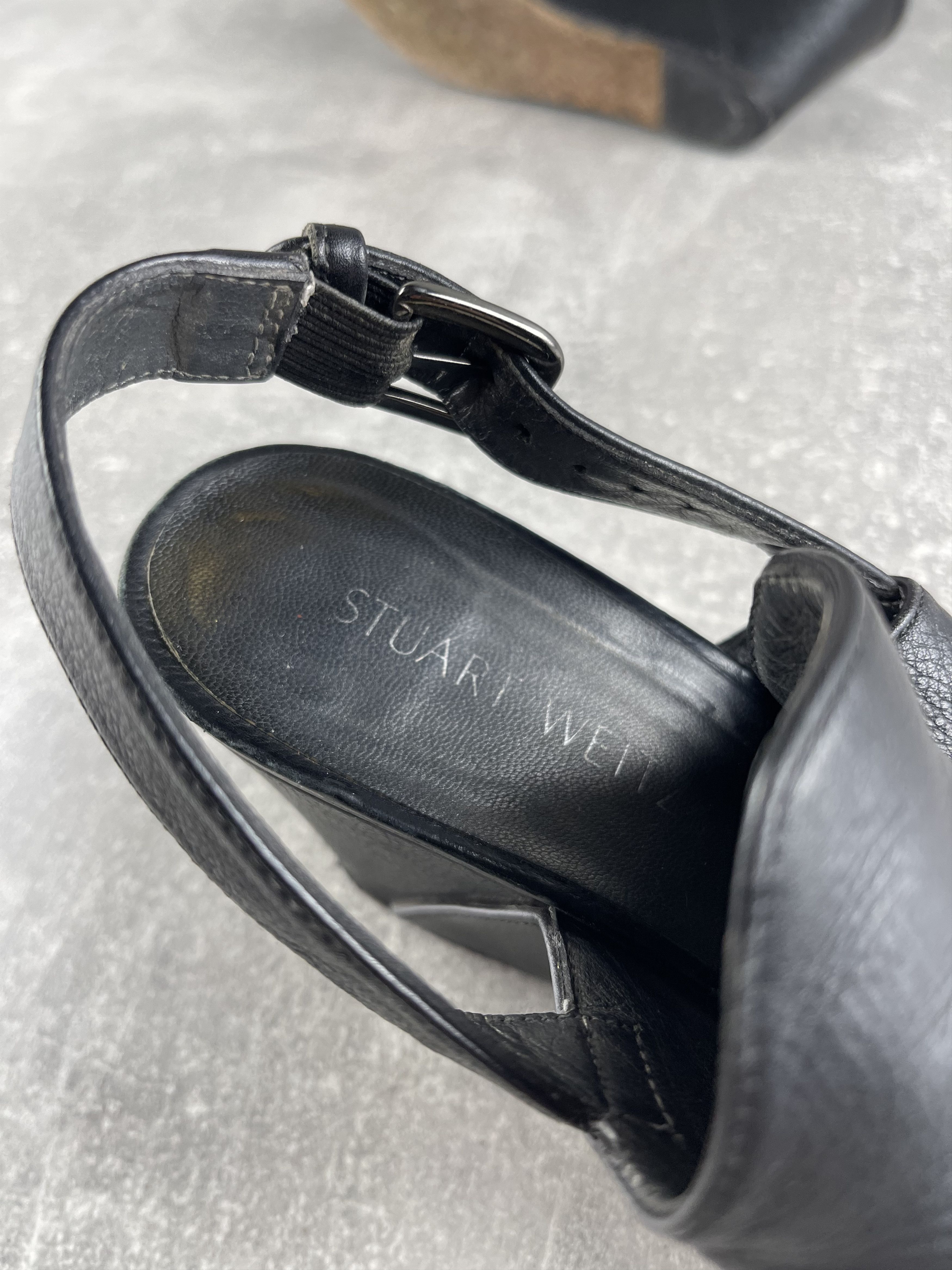 Stuart Weitzman Stuart Weitzman vintage black leather sandals heels Size US 7.5 / IT 37.5 - 8 Thumbnail