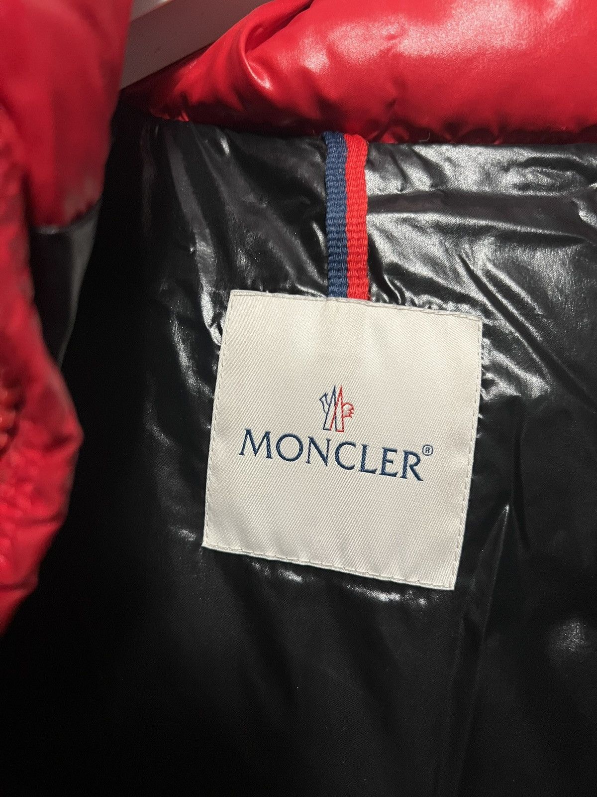 Moncler Moncler Maya Red Size 4 Size US L / EU 52-54 / 3 - 15 Thumbnail