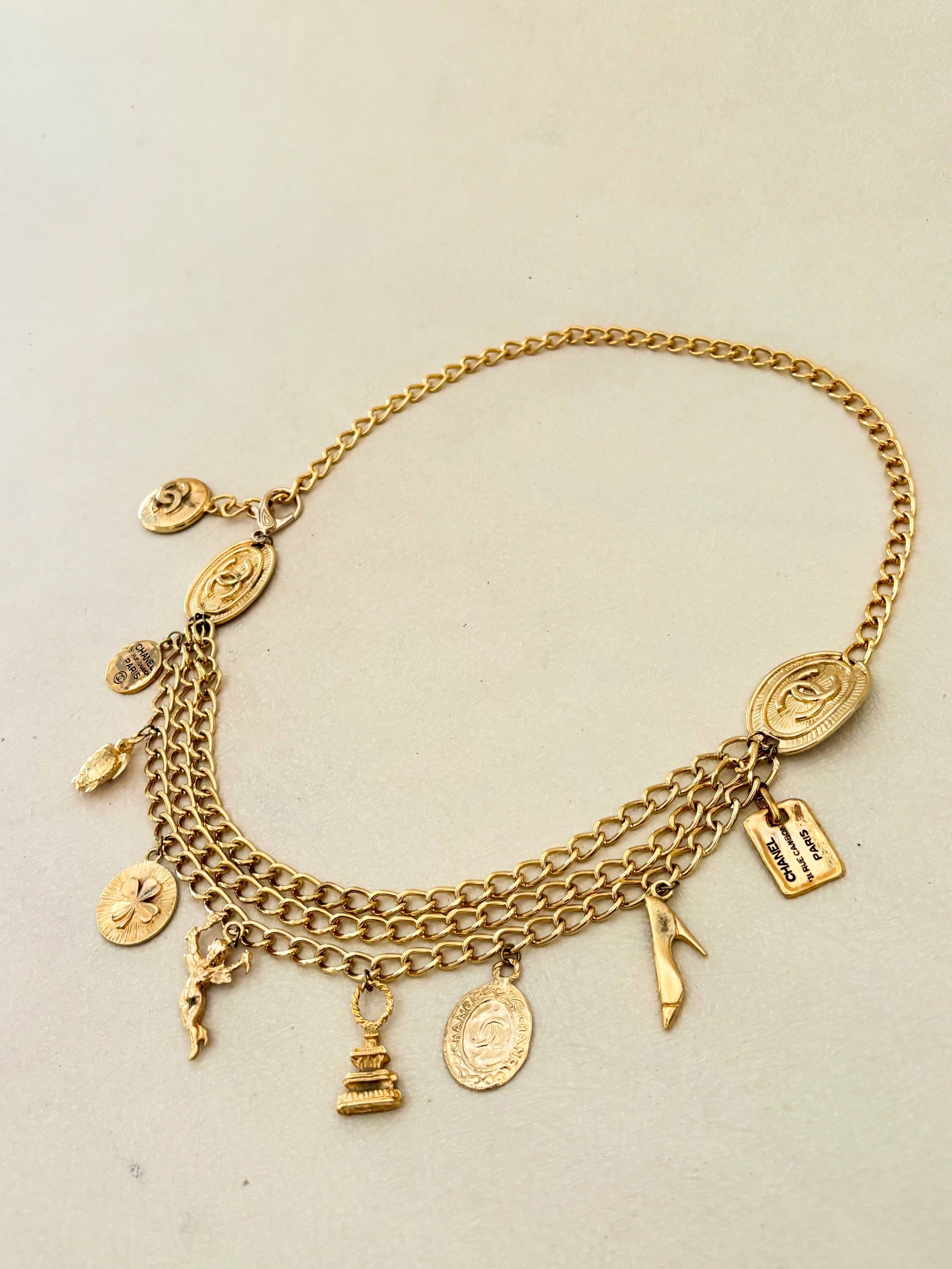 Chanel Ceinture Multi-rangs & Charms Size ONE SIZE - 1 Thumbnail