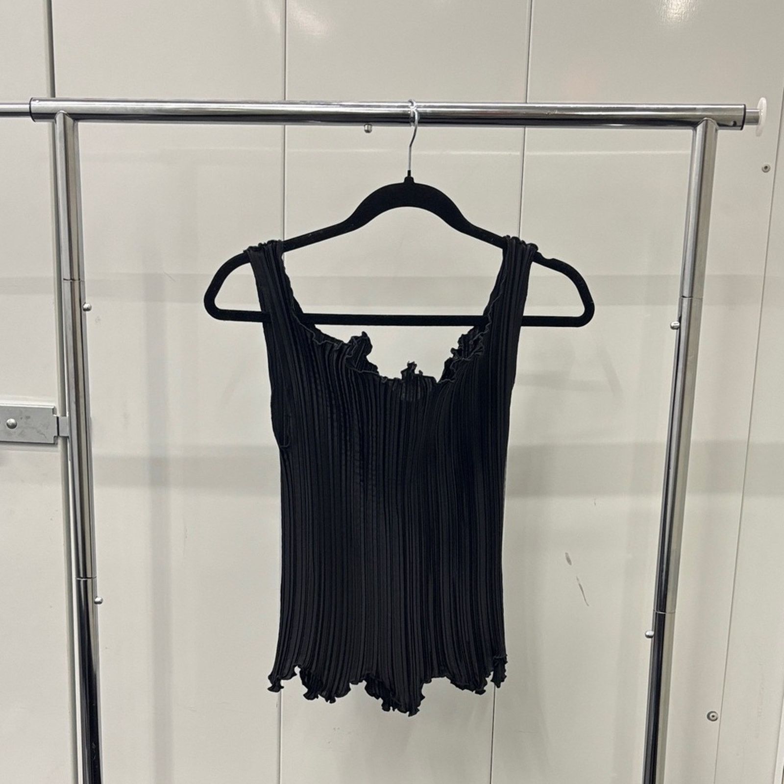& Other Stories NWT Daphne Valente Elegant Black Ribbed Tank Top One Size Size ONE SIZE - 1 Thumbnail