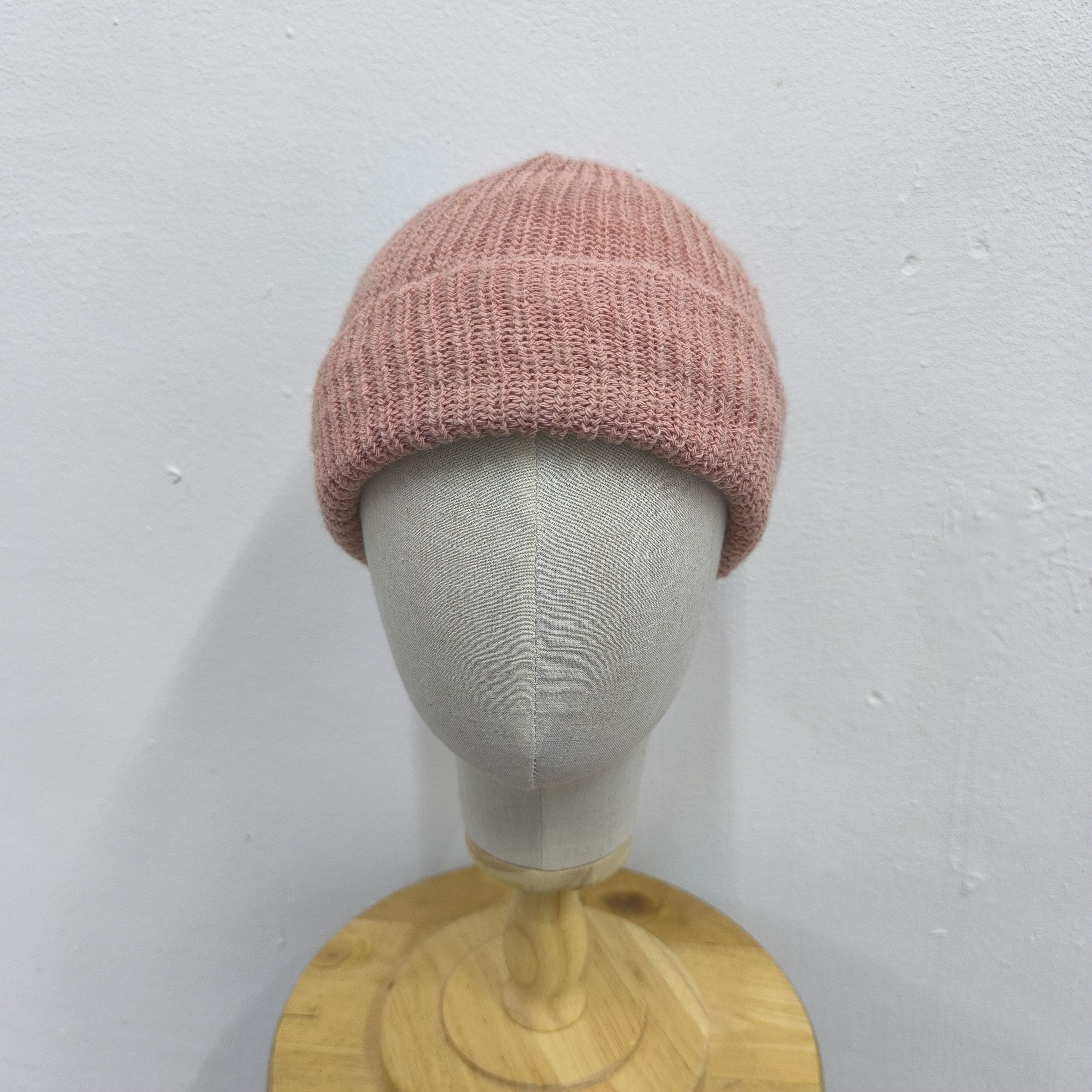 Levi's 🌟Levis leather patch made in italy short beanie hat Size ONE SIZE - 2 Thumbnail