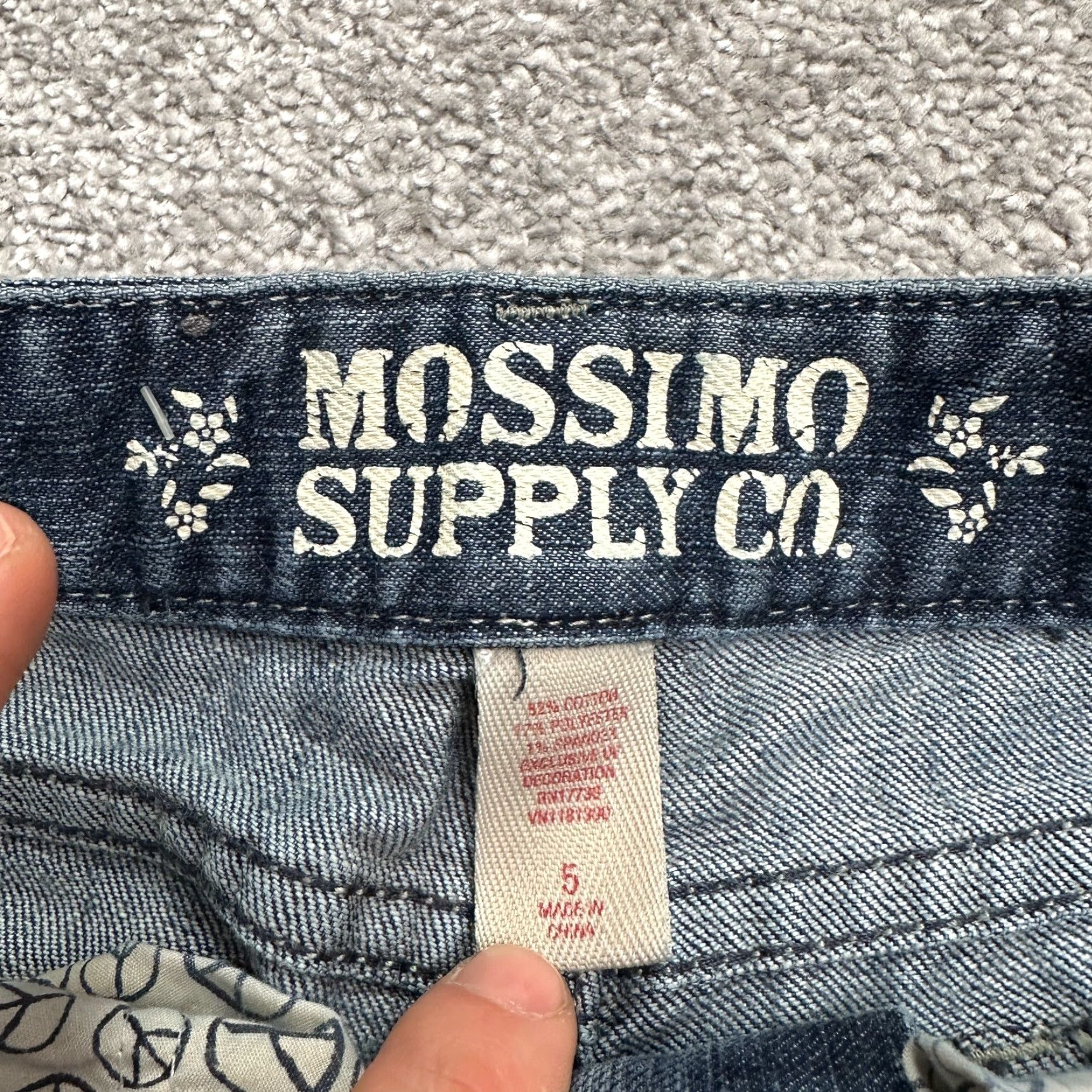 Mossimo Mossimo Skinny Denim Jeans Juniors 5 Low Rise Medium Wash Blue 28.5 Inseam Womens Size 27" / US 4 / IT 40 - 6 Thumbnail