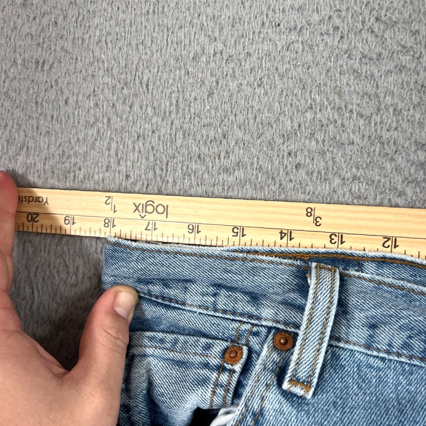 Levi's VINTAGE Levi's 501 Jeans Men's 36x30 Light Wash Denim Straight Leg Distressed Retro Size US 36 / EU 52 - 5 Thumbnail