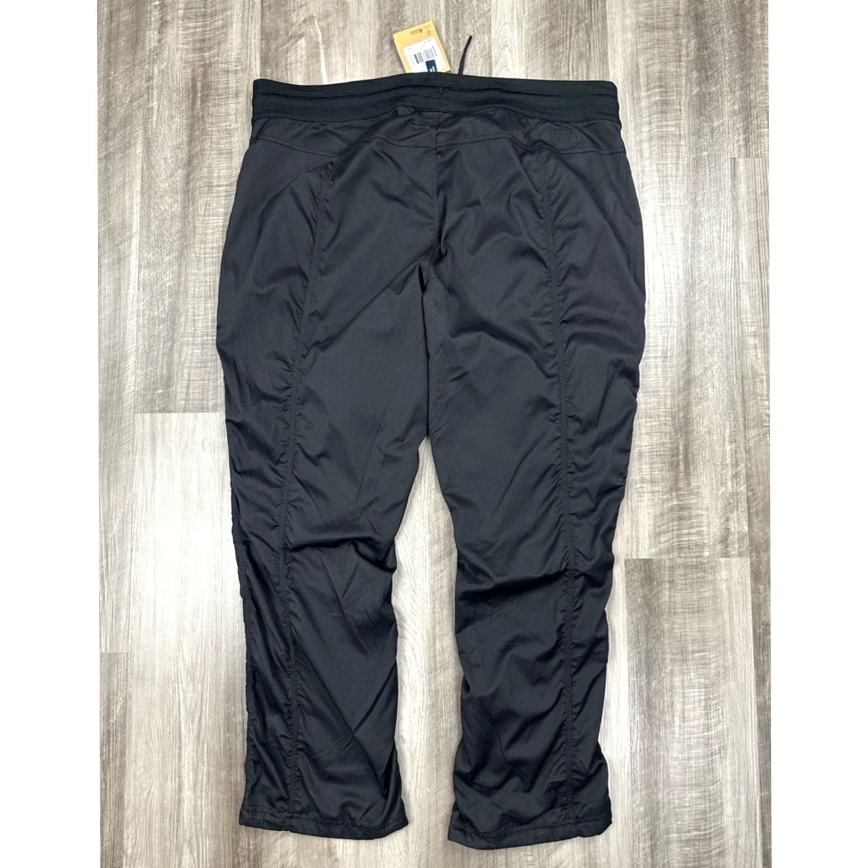 The North Face The North Face Aphrodite 2.0 Black Performance Pants Women 3XL Short Jogger Pants Size 40" / US 18 - 2 Thumbnail