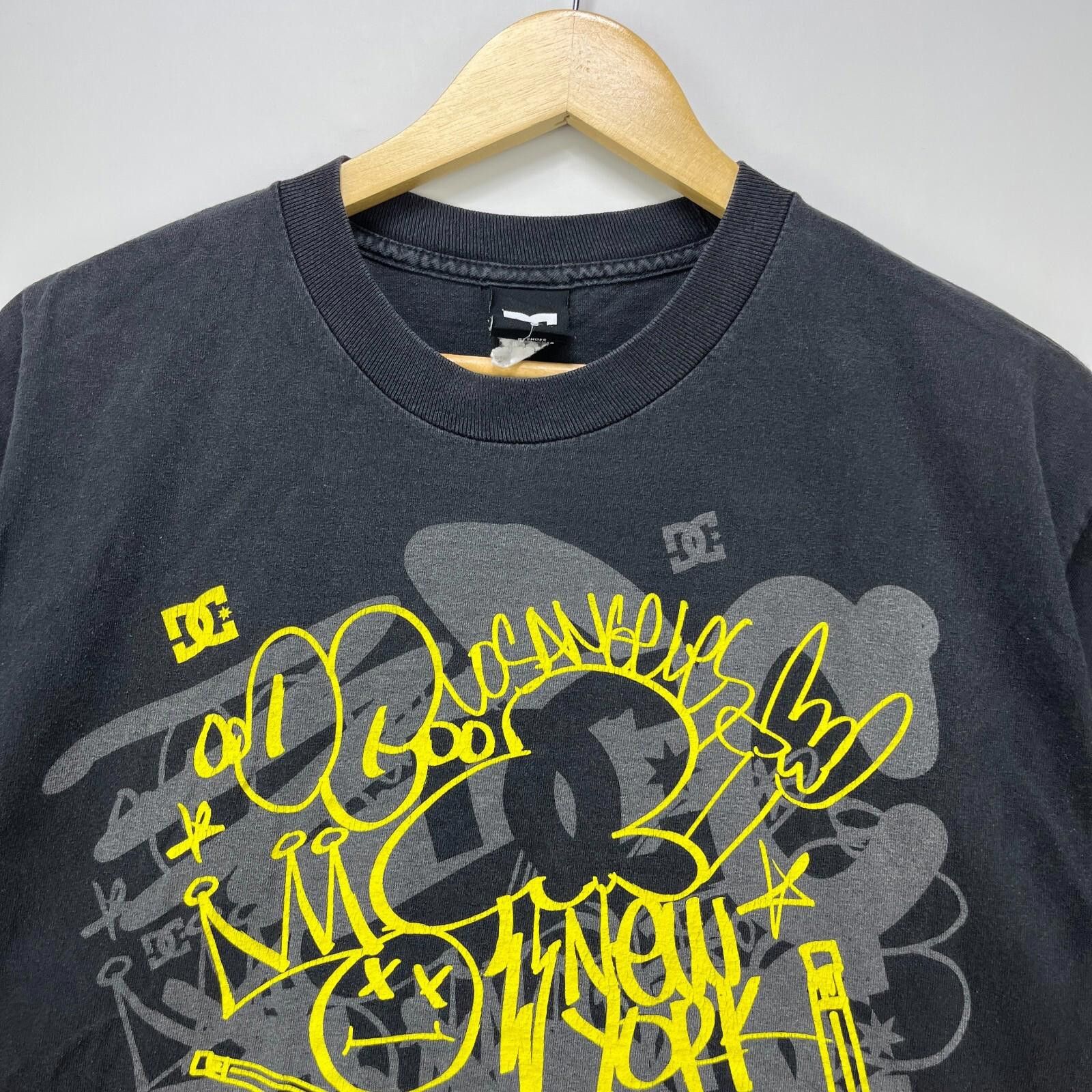 DC Vintage Y2K DC Skateboards Graffiti Baggy T-Shirt Large Size US L / EU 52-54 / 3 - 3 Thumbnail
