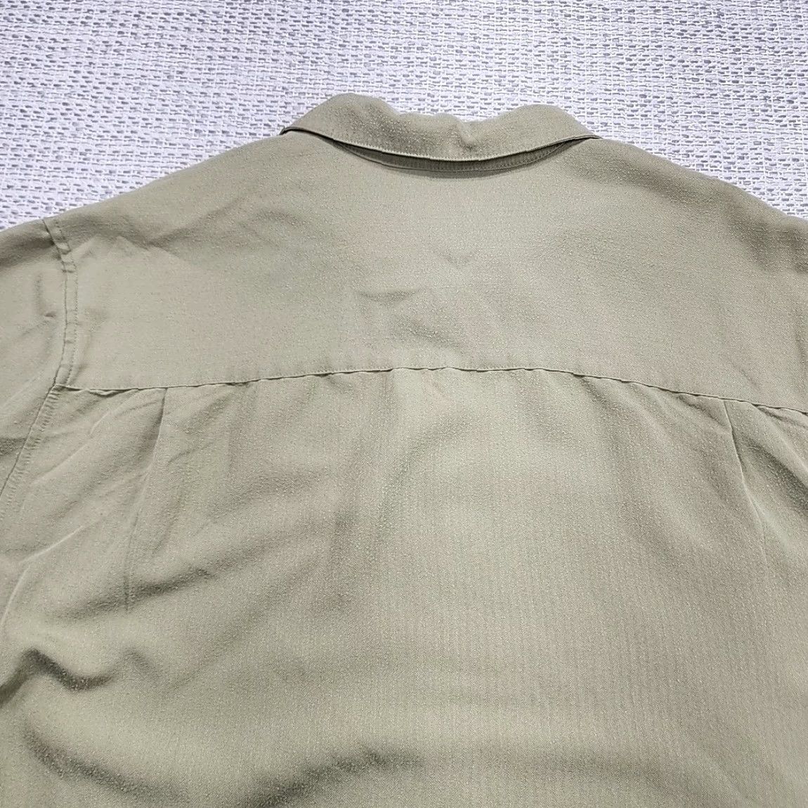 Cubavera VINTAGE Cubavera Shirt, Button-Up, Large, Rayon Blend, Bowling Camp, Y2K, Embroidered Guitar, Green, Short Sleeve, Casual, Men, Regular Fit Size US L / EU 52-54 / 3 - 7 Thumbnail