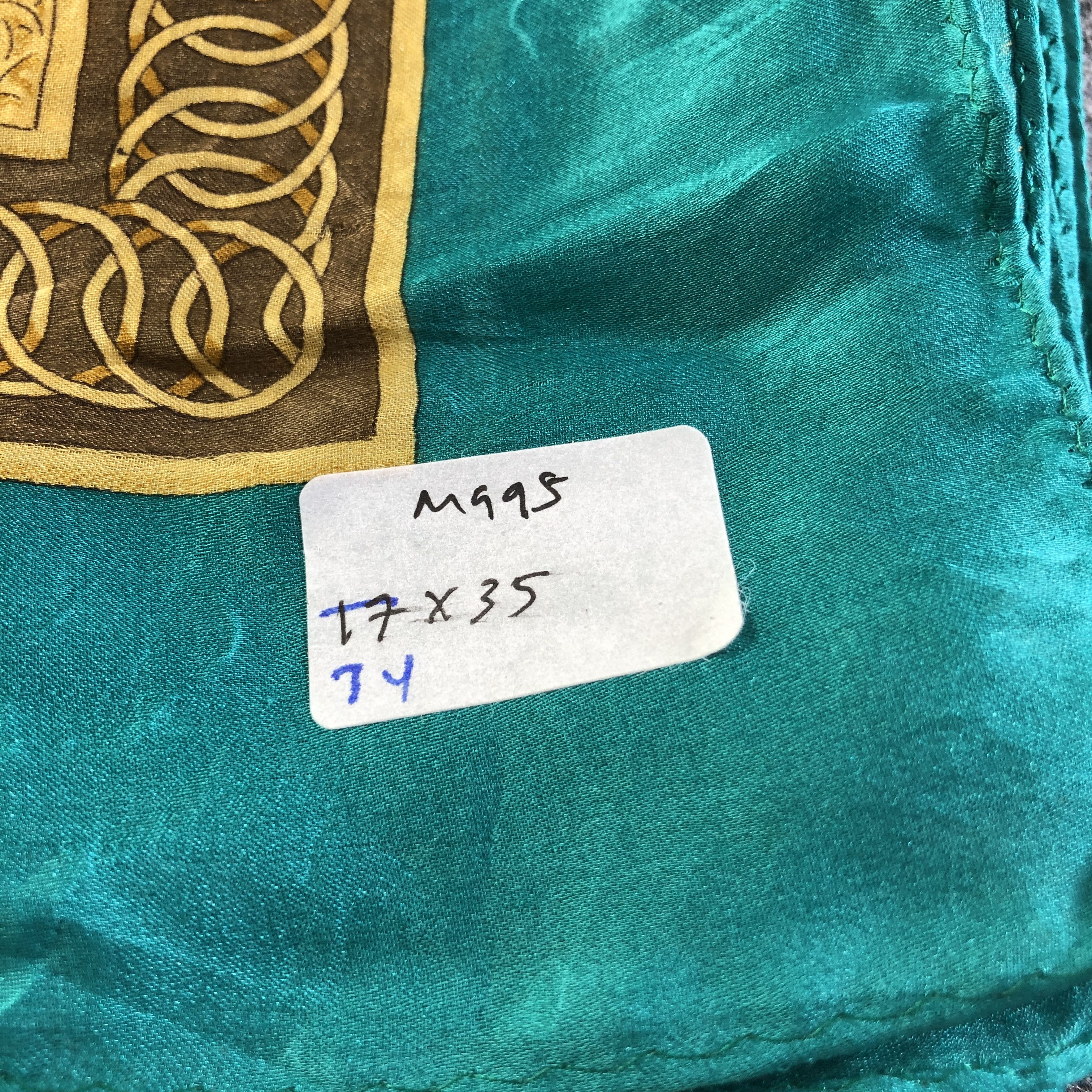 Japanese Brand Aquatic Creatures Luxury Silk Scarf M995 Size ONE SIZE - 10 Thumbnail