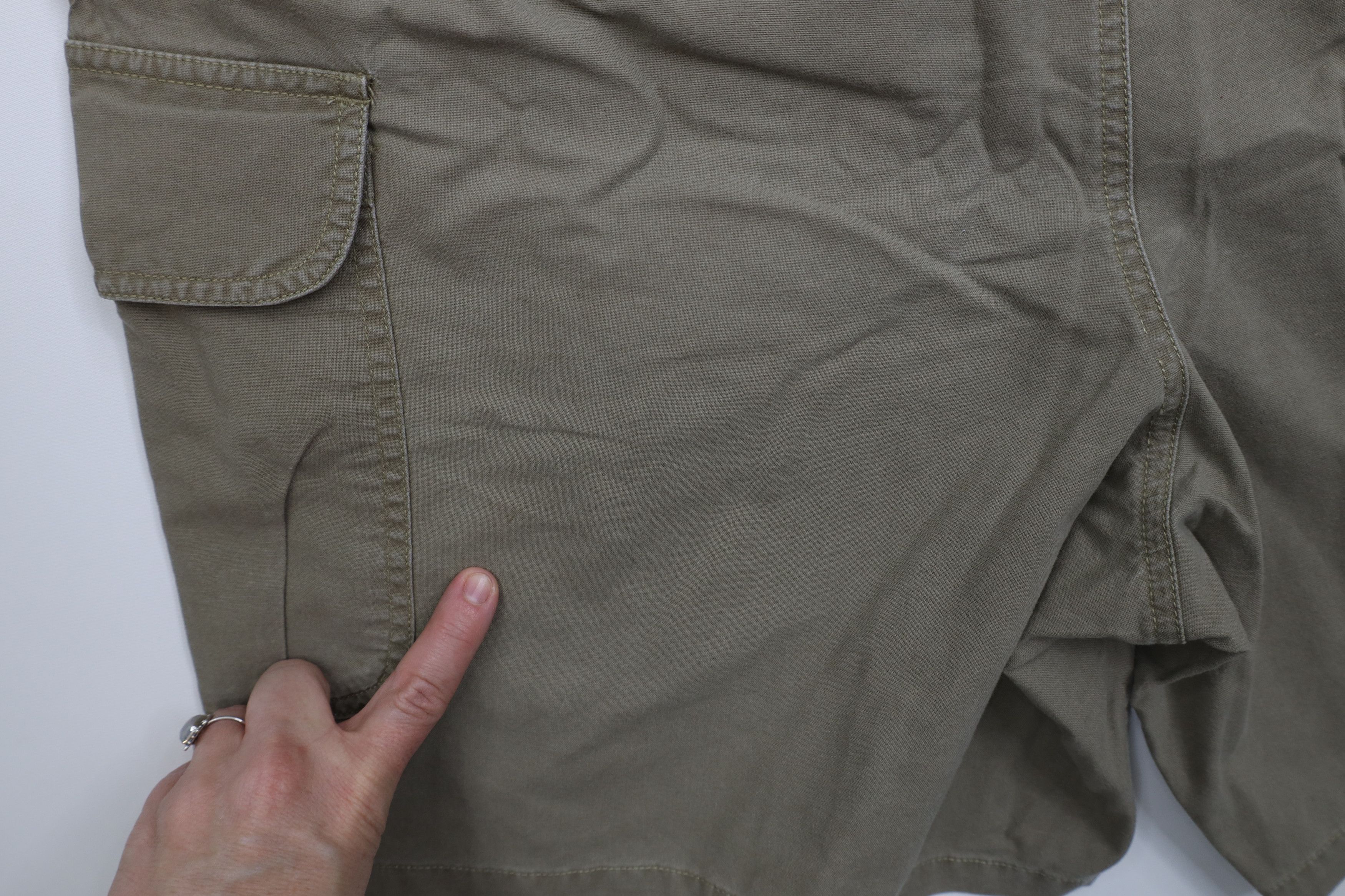 Columbia Vintage 90s Columbia Above Knee Cargo Shorts Cotton Breen Size US 38 / EU 54 - 12 Thumbnail