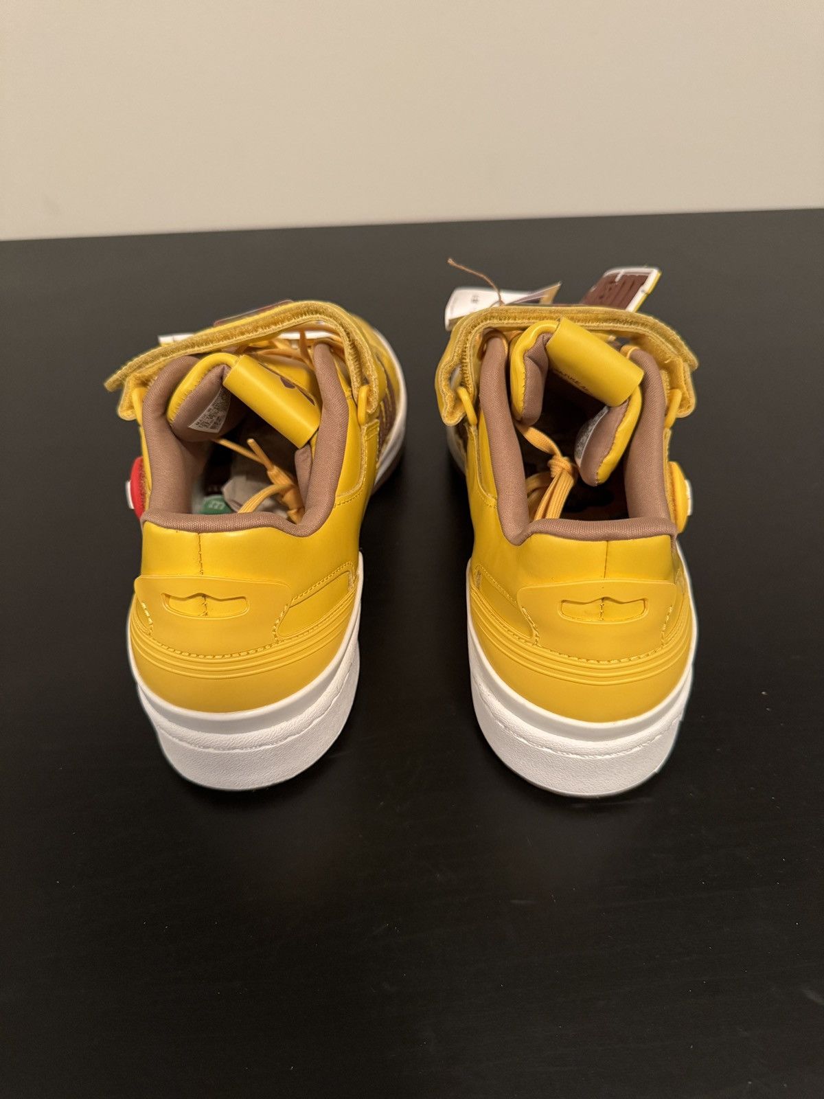 Adidas ADIDAS FORUM LOW M&M’S YELLOW Size US 11 / EU 44 - 4 Thumbnail