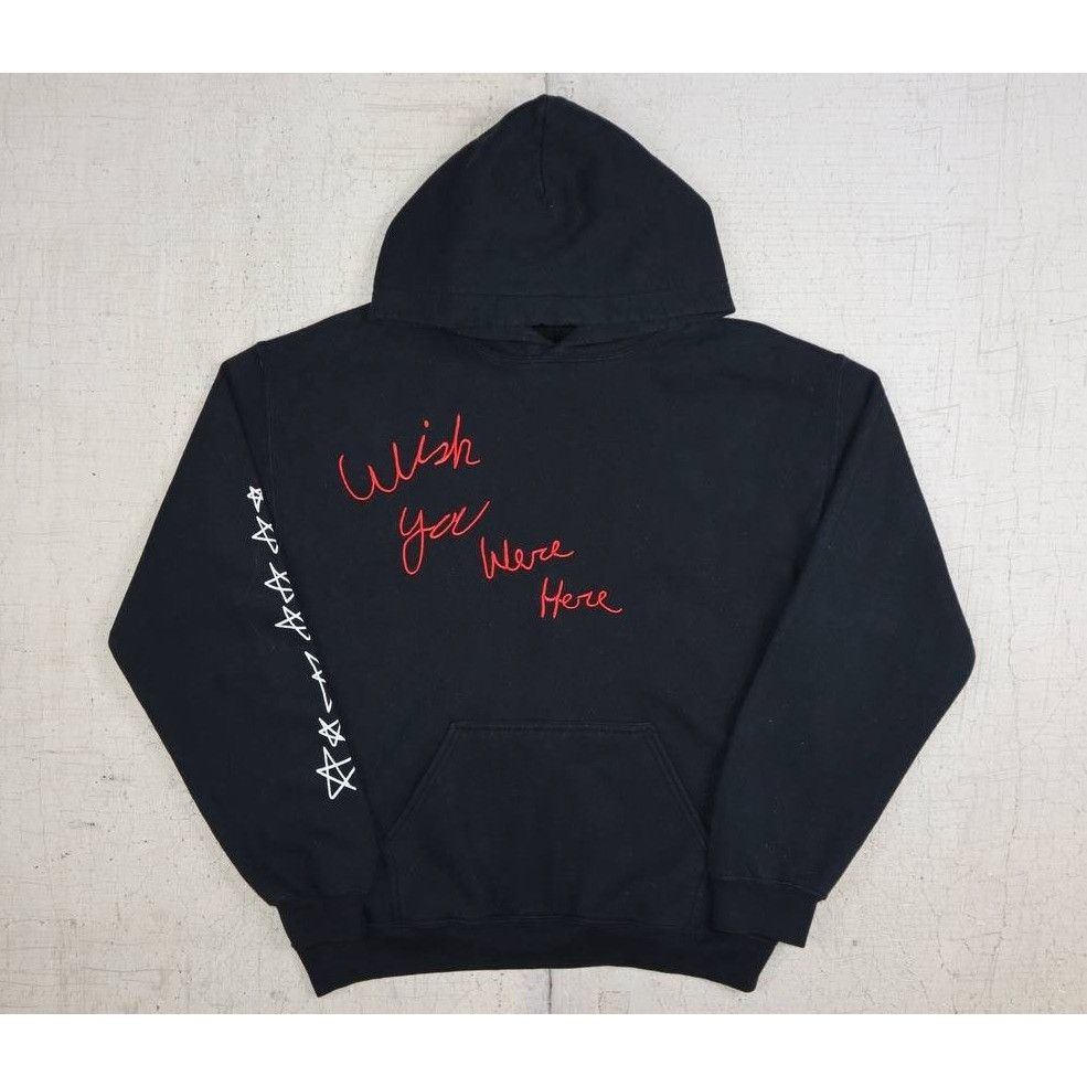 Vintage Travis Scott Astroworld Tour “Wish You Were Here” Hoodie Size US S / EU 44-46 / 1 - 1 Thumbnail