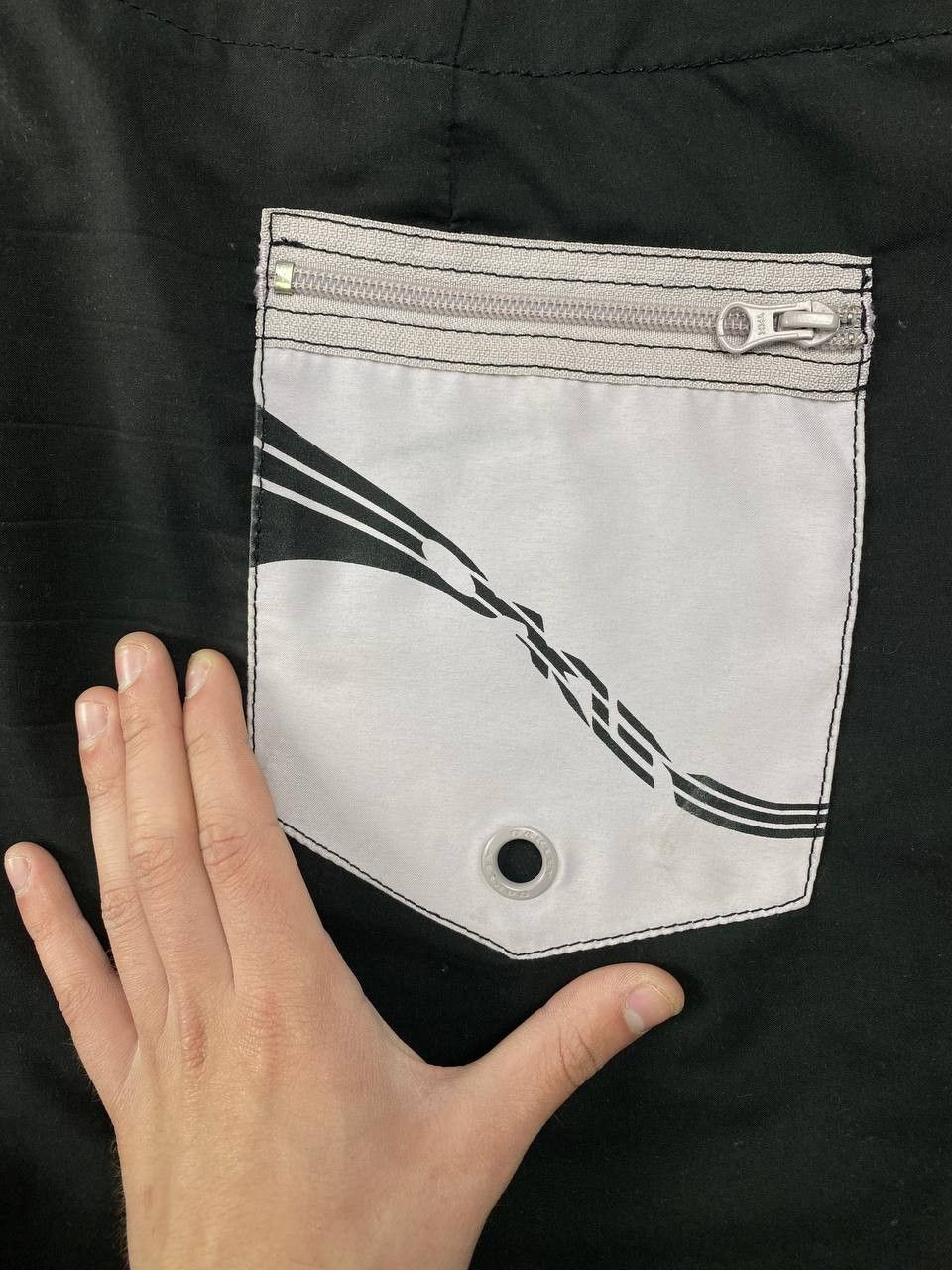 Oakley Vintage Oakley 90s Technical Shorts Board Swim Surf Size US 36 / EU 52 - 12 Thumbnail