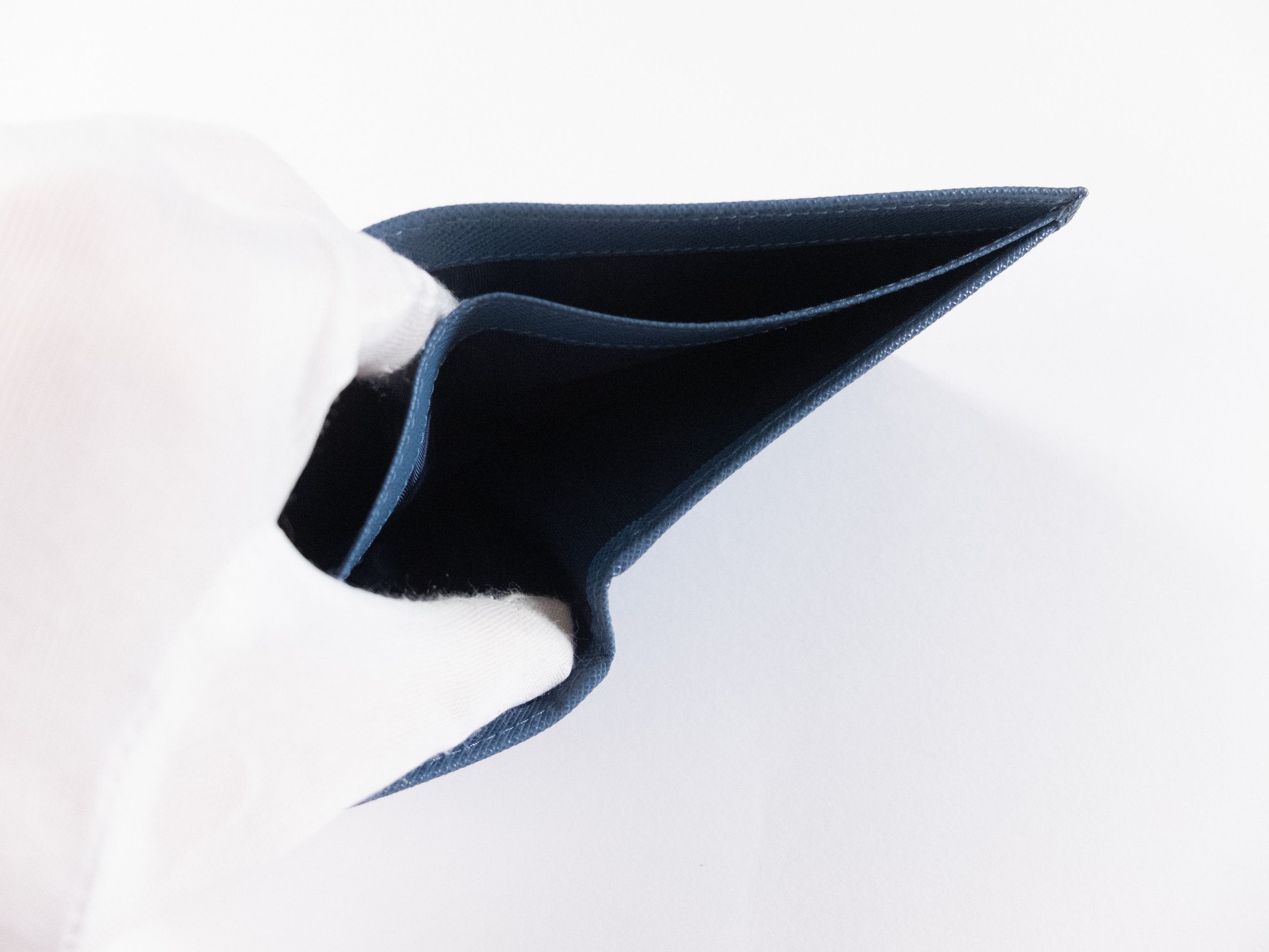 Prada PRADA blue triangle logo Saffiano leather bifold wallet Size ONE SIZE - 7 Thumbnail