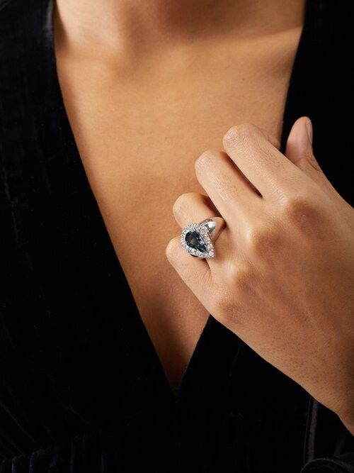 Saint Laurent Paris o1b1hav111124 Size: OS / Emerald Princess Ring in Silver Size ONE SIZE - 2 Thumbnail