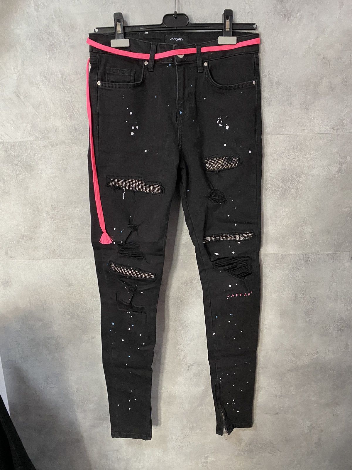 image of Jaffary Garments Jaffary Studios Diamond Ripped Jeans Size 28 in Black, Men's
