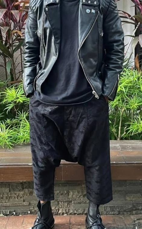 Comme des Garcons AD2014 Comme Des Garcons Black Camo Sarouel Drop Crotch Pant Size US 31 - 17 Thumbnail