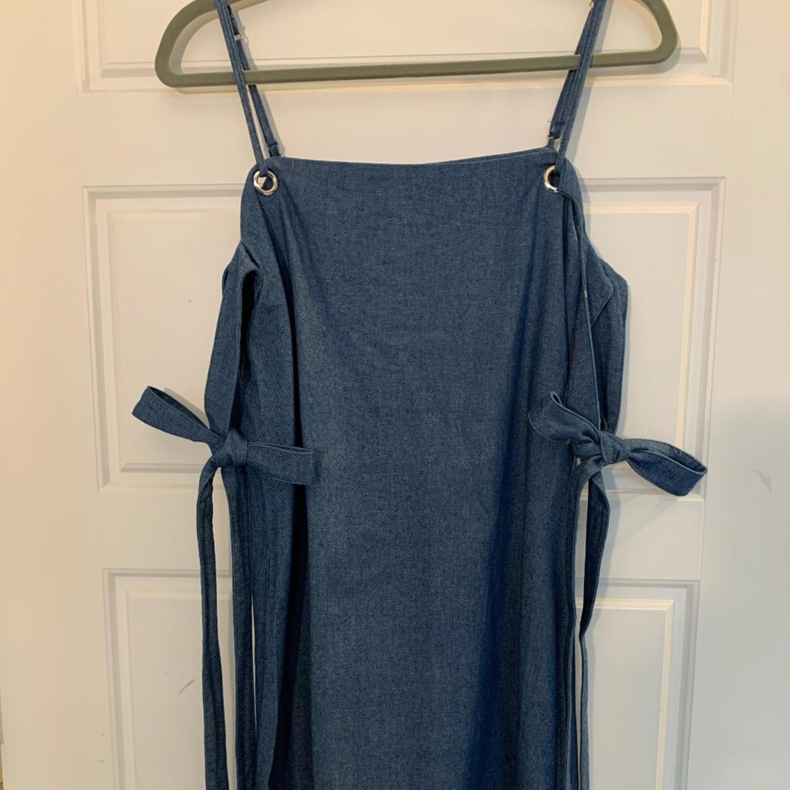 Lucchese Lucca Denim Dress with ties in the arms Size M / US 6-8 / IT 42-44 - 1 Thumbnail