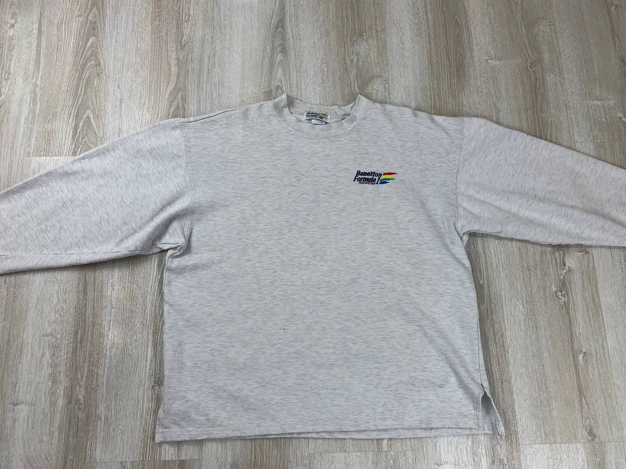 Vintage Mens vintage sweatshirt Benetton Formula 1 Size X Large Size US XL / EU 56 / 4 - 2 Thumbnail