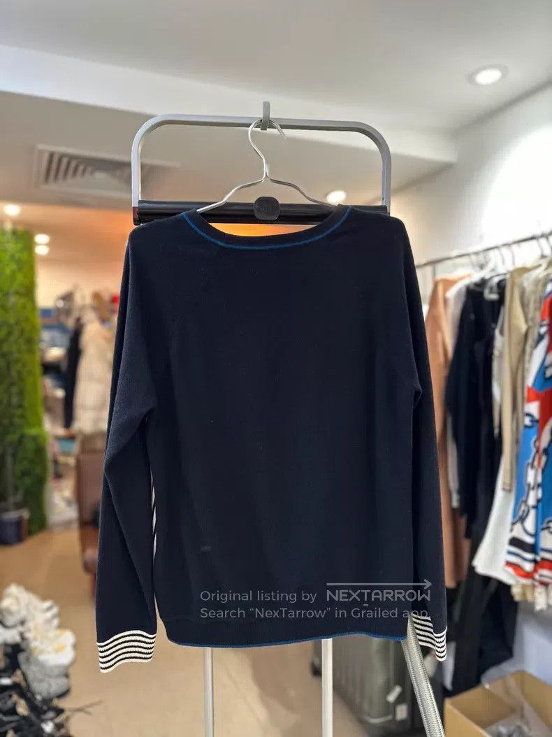 Hermes Hermes Classic geometric equestrian print raglan sleeve to Size M / US 6-8 / IT 42-44 - 2 Thumbnail