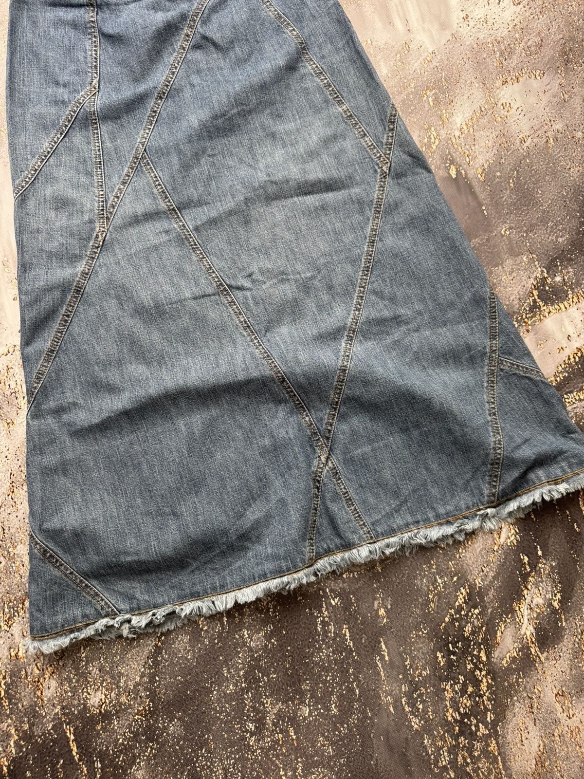 Vintage Vintage Patched Denim Maxi Skirt Size 26" / US 2 / IT 38 - 3 Thumbnail