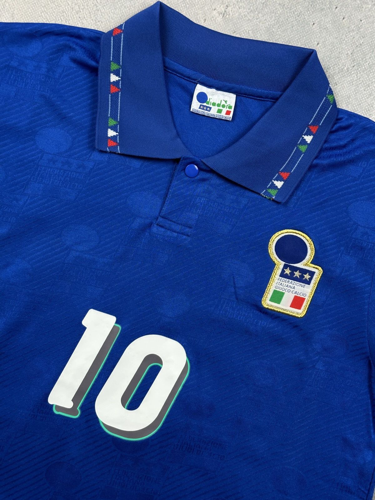 Diadora Vintage Roberto Baggio Italy 1994 World Cup Soccer Jersey Size US S / EU 44-46 / 1 - 6 Thumbnail