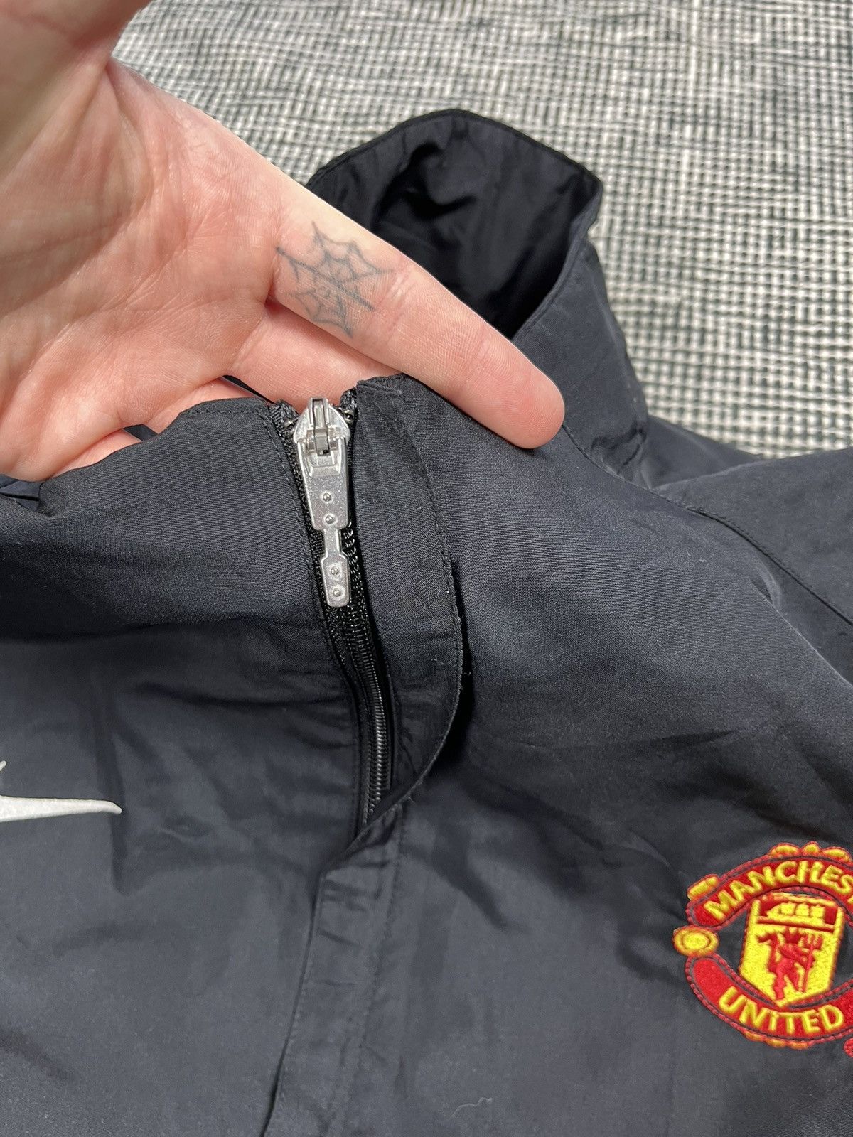 Y2K 2004-2006 nike store Manchester United training jacket